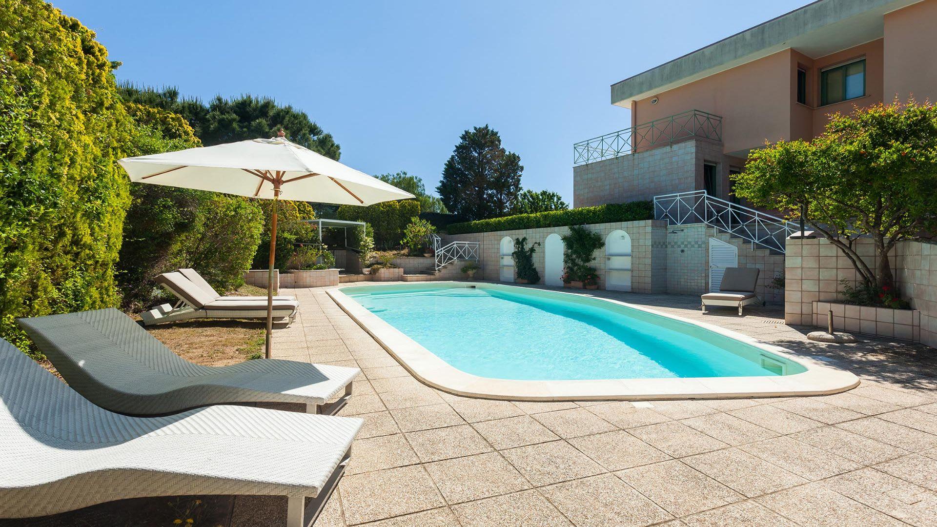 Property Image 1 - Stylish Villa With Modern Design & A Pool