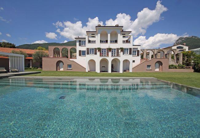 Property Image 1 - Landscape Villa Designed By The Best Architects