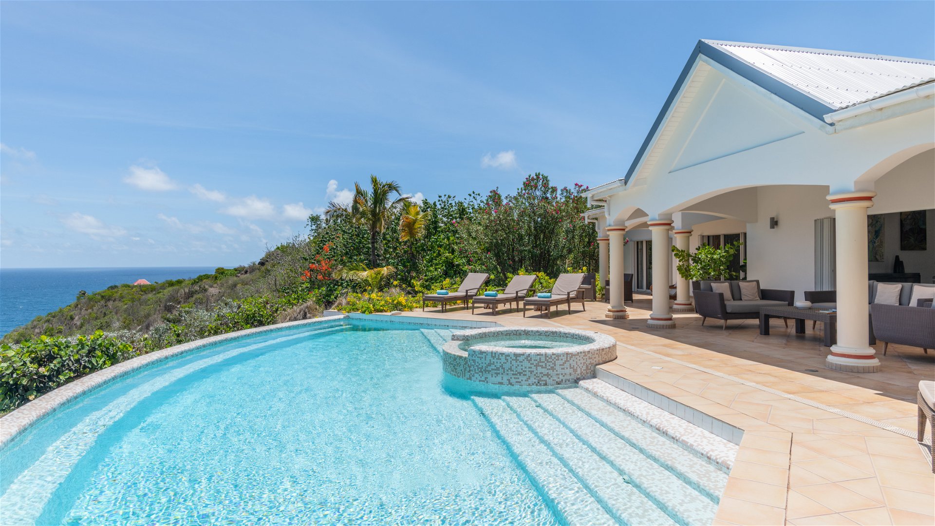 Property Image 2 - Caribbean-style Villa in a Private Estate