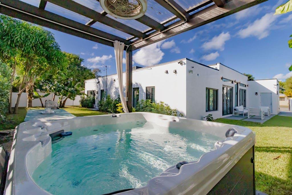 Property Image 1 - Luxe Villa | Modern Interior+Chill Garden+Hot Tub