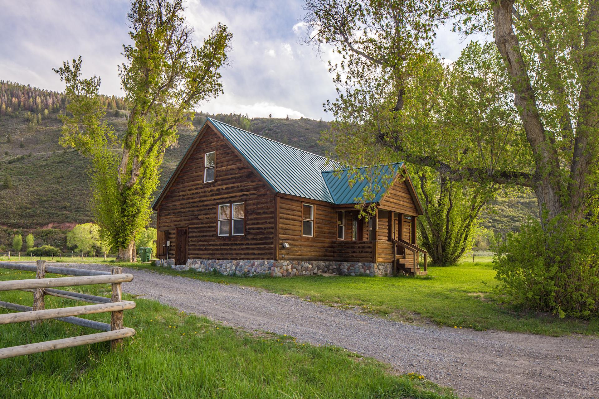 Property Image 1 - Cozy Farm-Style Home - Stunning Views from the Valley - 10 Mins to Ouray