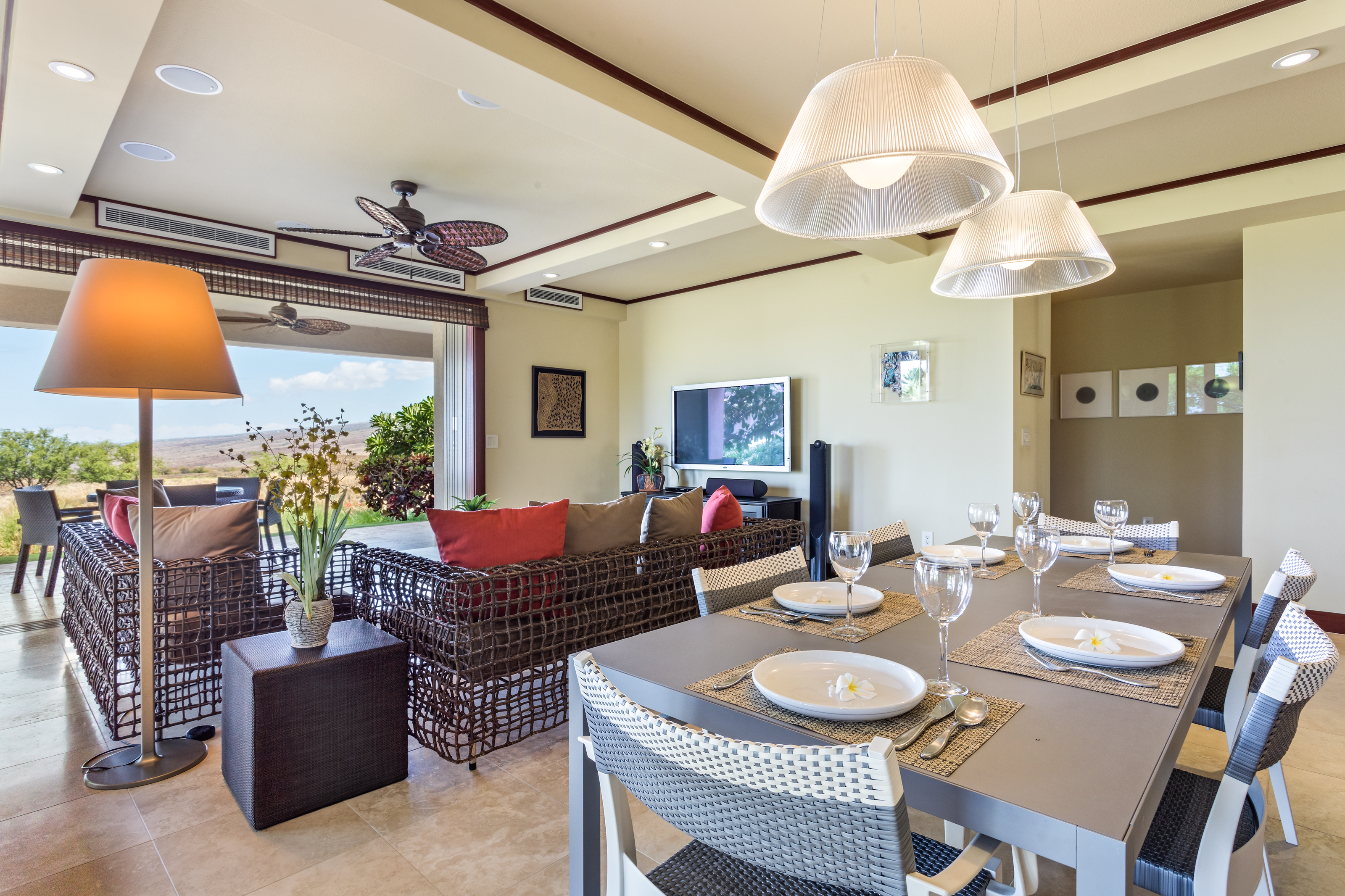 Property Image 2 - Idyllic Indoor/Outdoor Living with Lanai and Chef’s Kitchen
