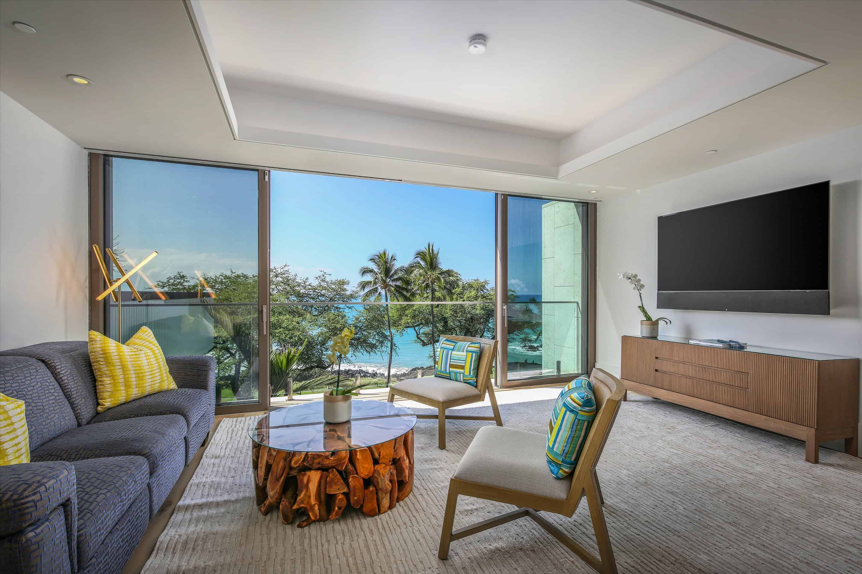 Property Image 1 - Oceanfront Luxury on Upper Floor