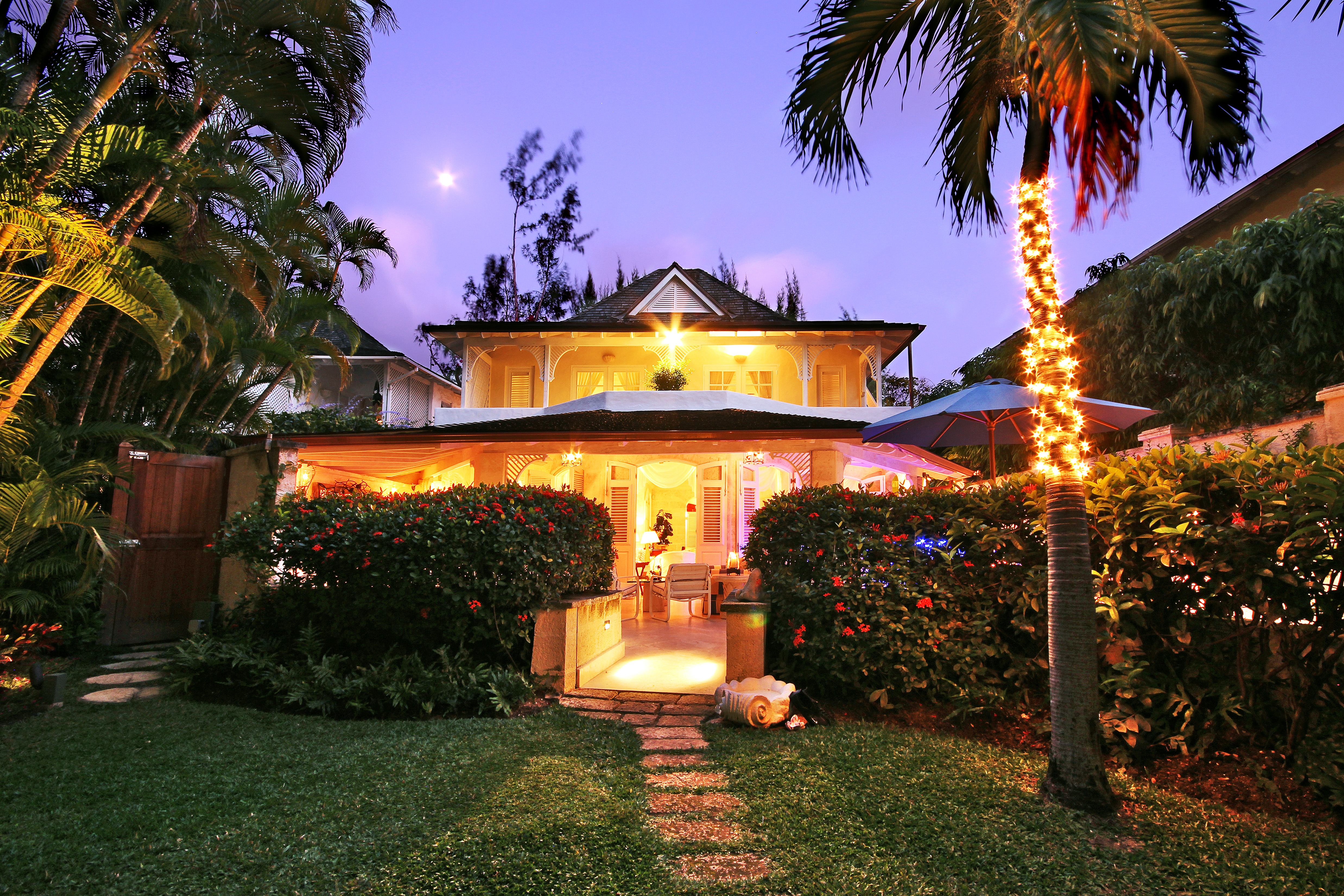 Property Image 2 - Charming Beachfront Villa on Barbados’ West Coast