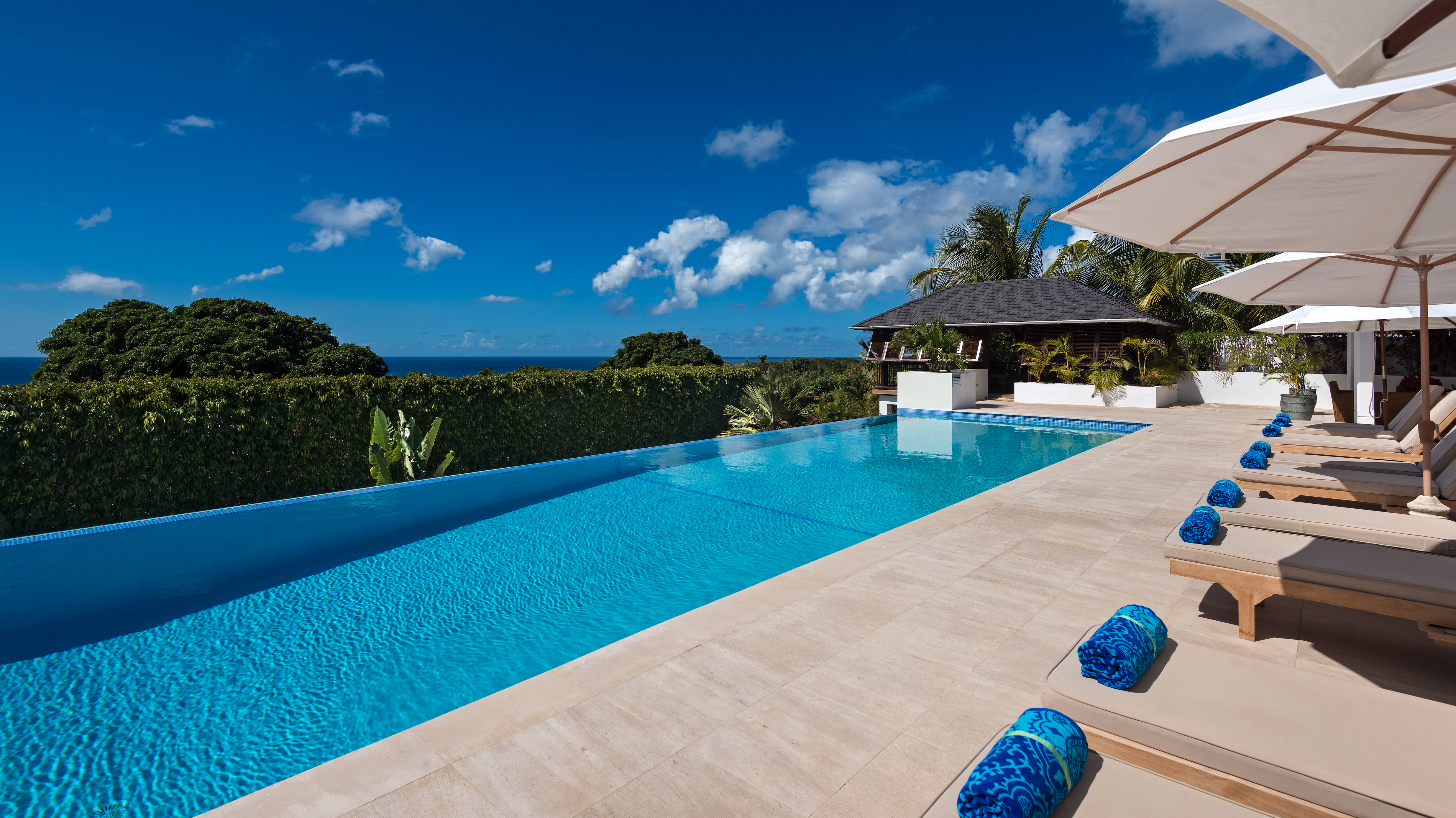 Property Image 2 - Fabulous Bali-Inspired Villa with Twin Treehouse Gazebo
