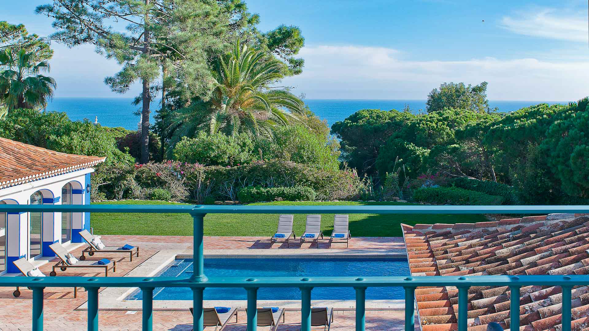 Property Image 1 - Sunny Happy Villa Full of Algarve Charm!