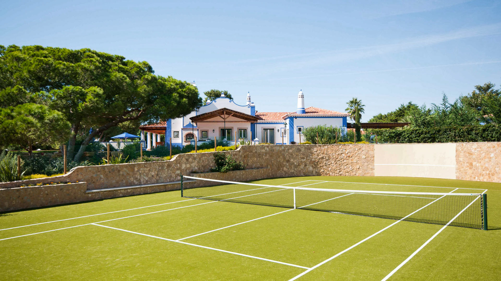 Property Image 2 - Luxury Villa near Albufeira with Heated Pools and Tennis Court