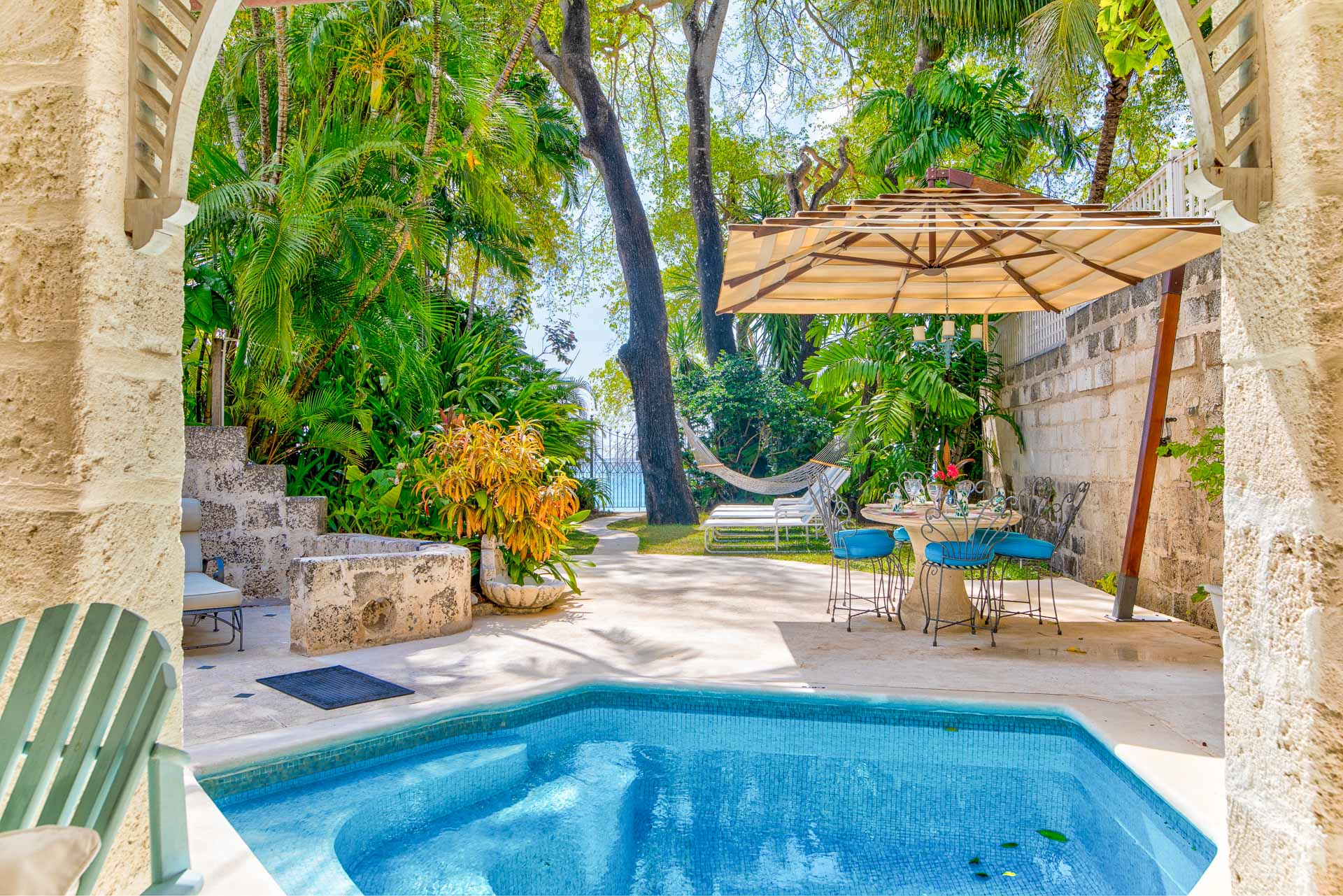 Property Image 2 - Exclusive Barbados Beachfront Villa at Gibbes Beach
