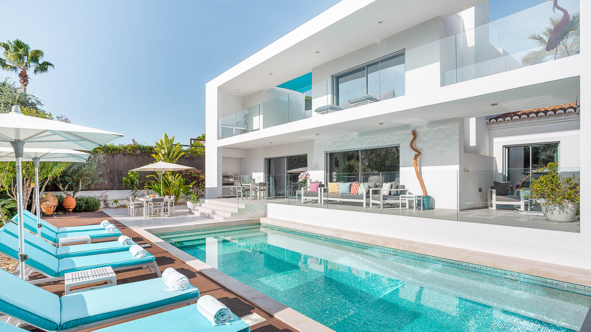 Property Image 1 - Sleek Algarve Villa with Pool Walking Distance to the Beach