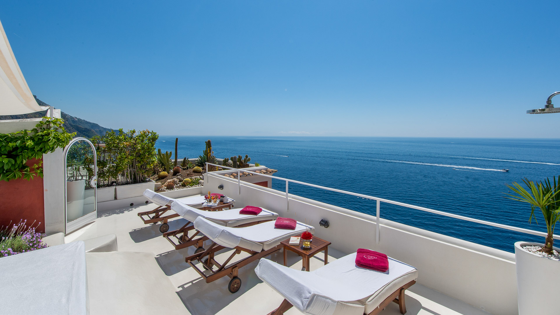 Property Image 1 - Perfect luxury retreat on this heavenly piece of Amalfi coastline!