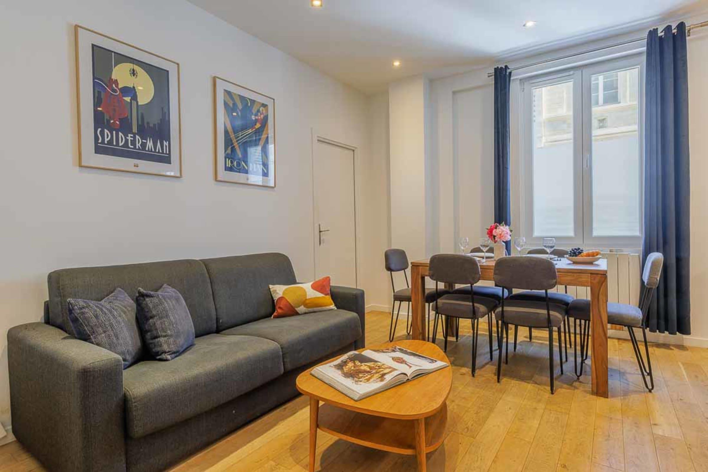 Property Image 1 - Sophisticated Lively Apartment near Luxembourg Gardens