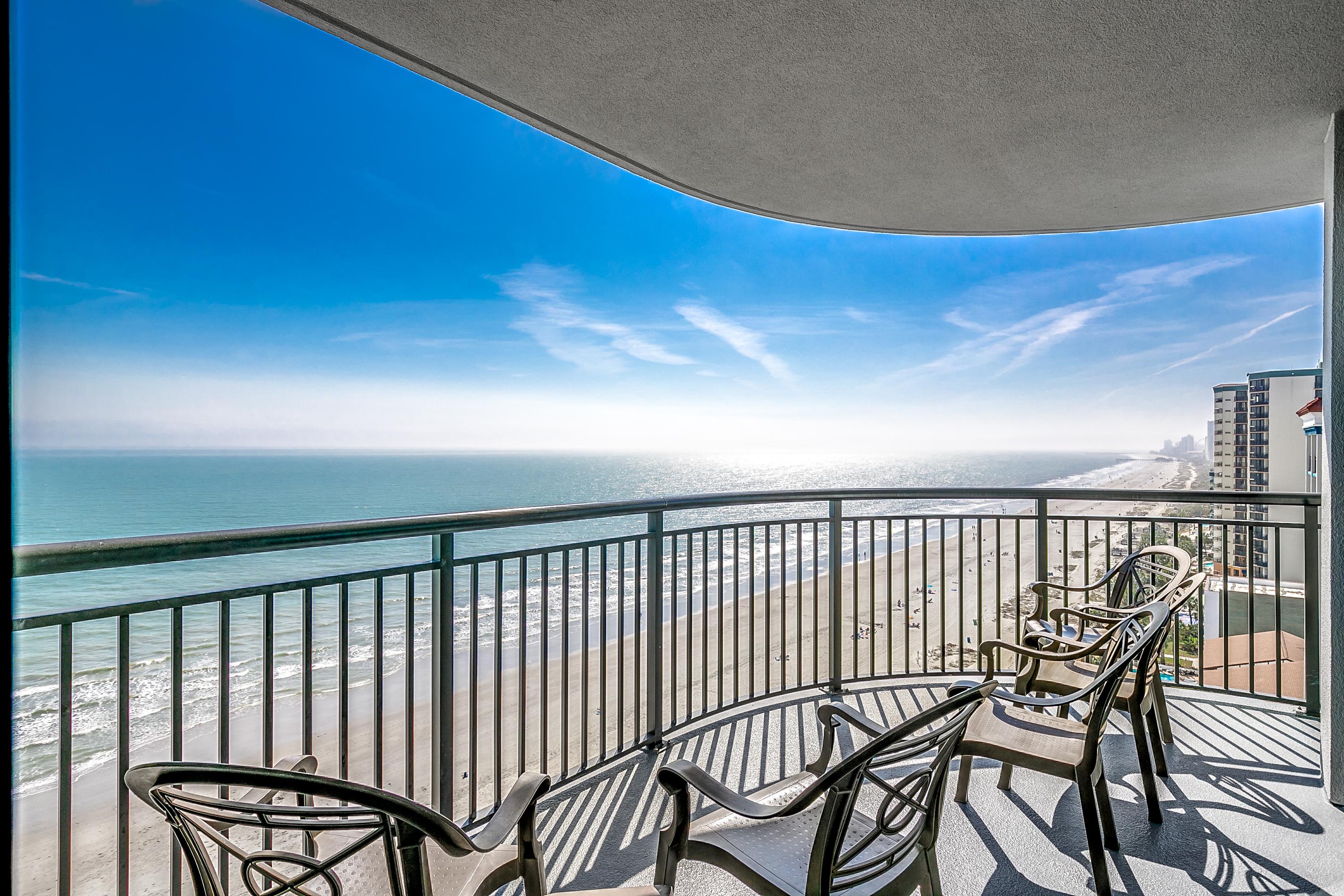 Property Image 1 - Large Oceanfront Condo with Corner Balcony