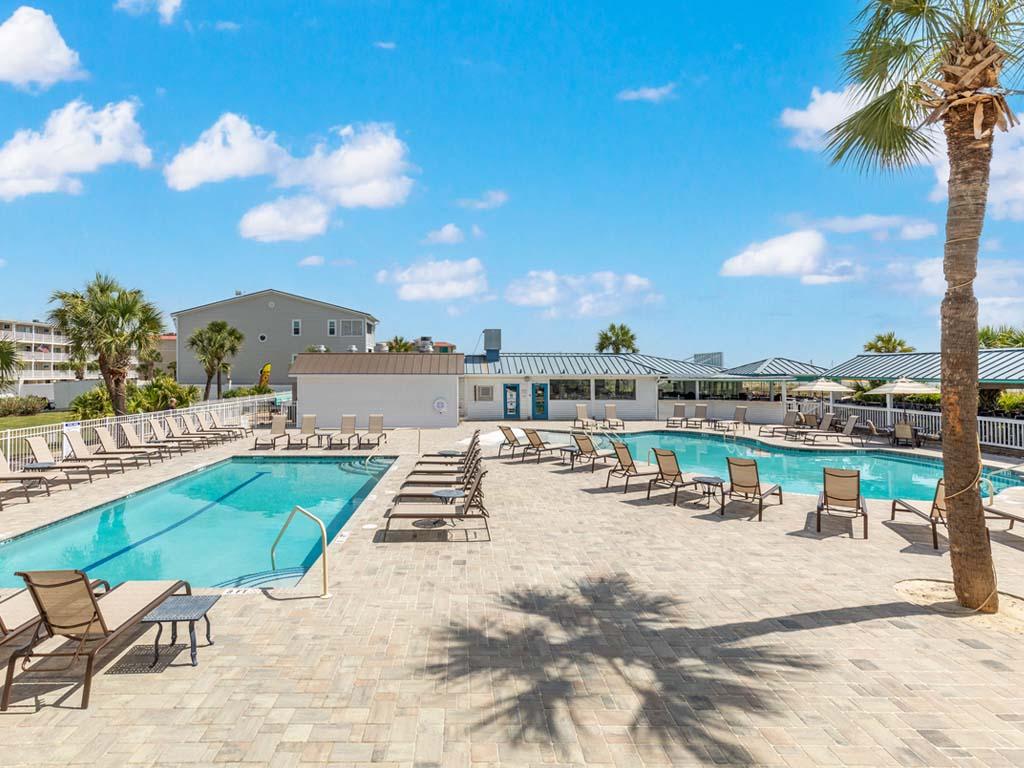Property Image 2 - Captivating Views, Directly Oceanfront, Community Pool