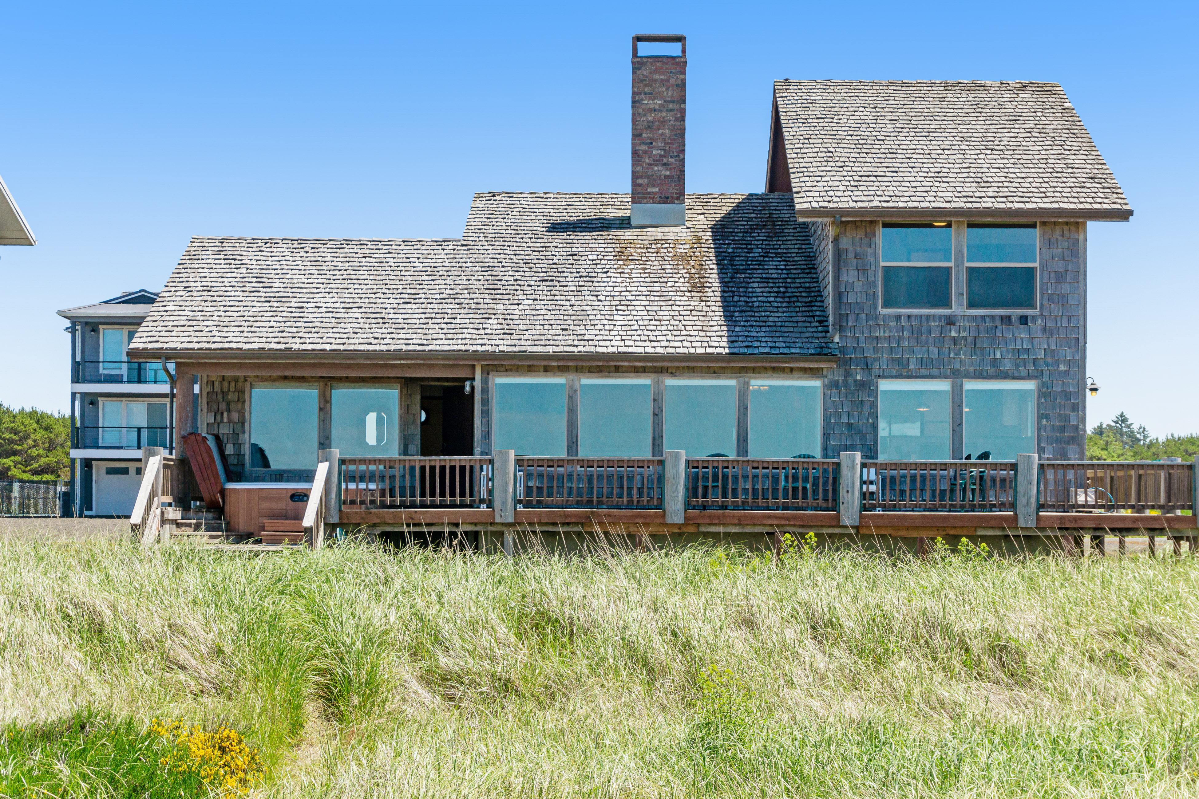 Property Image 1 - Impressive Oceanfront Home