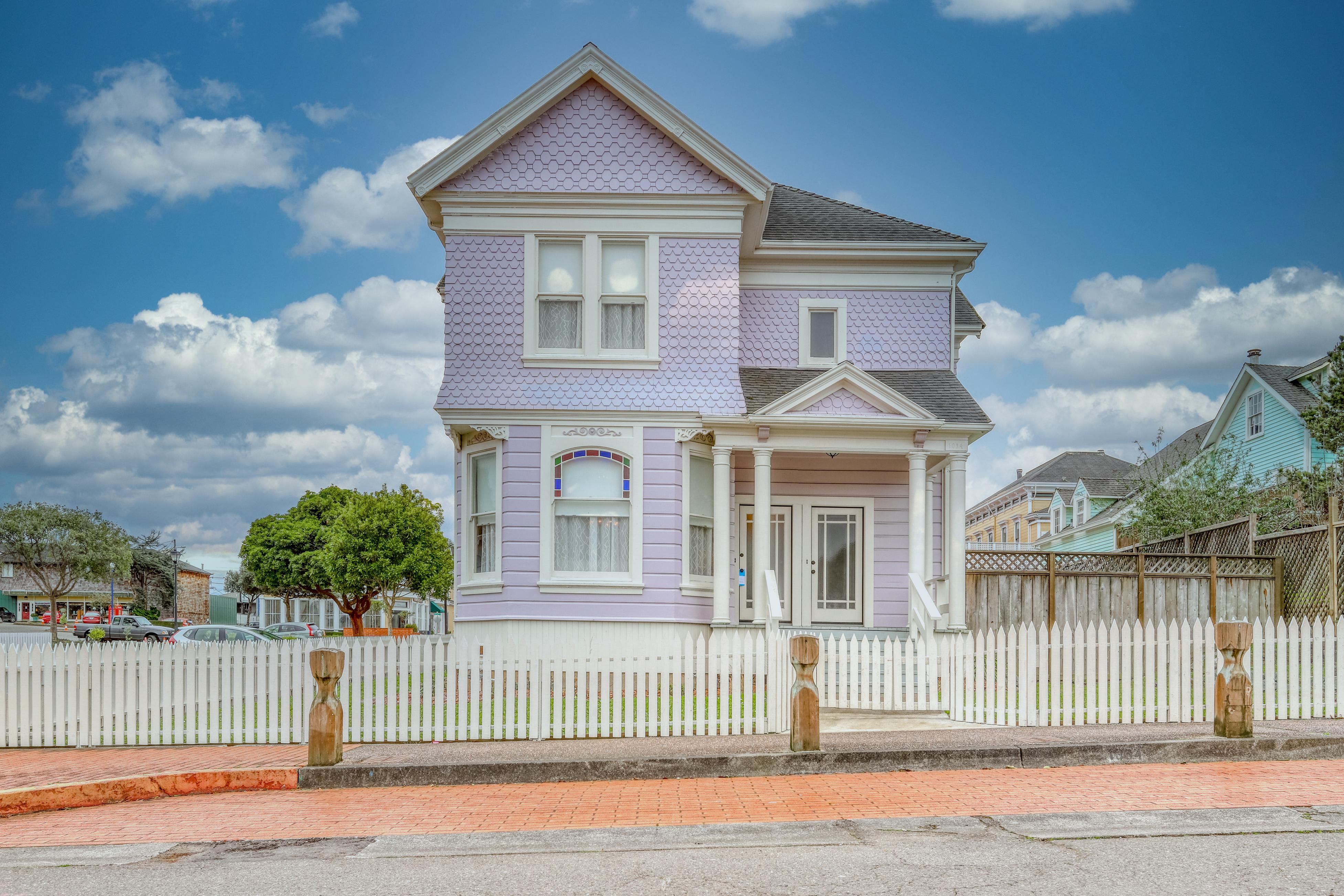 Property Image 1 - Lilac Victorian
