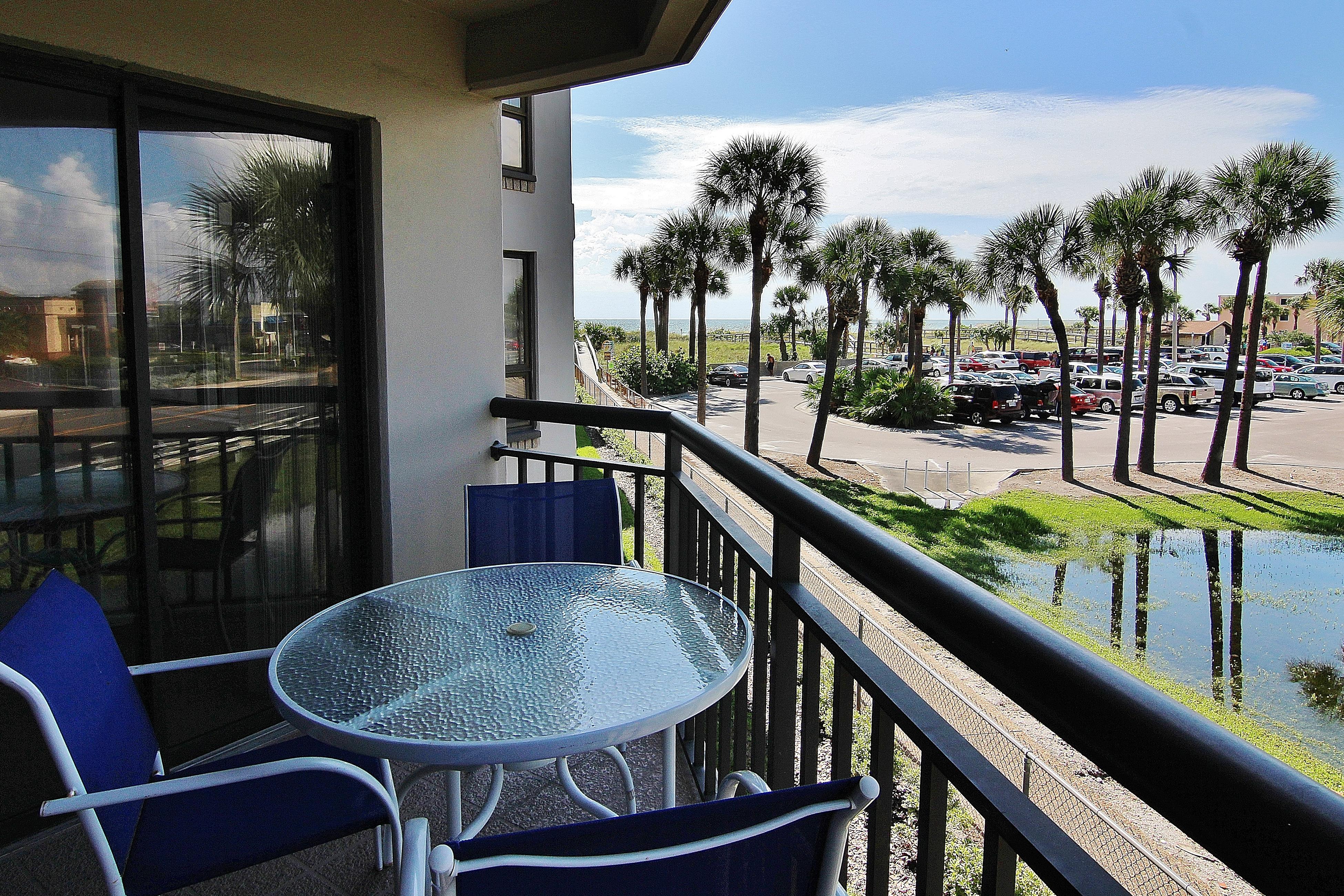 Property Image 1 - Gulf Strand Resort 208