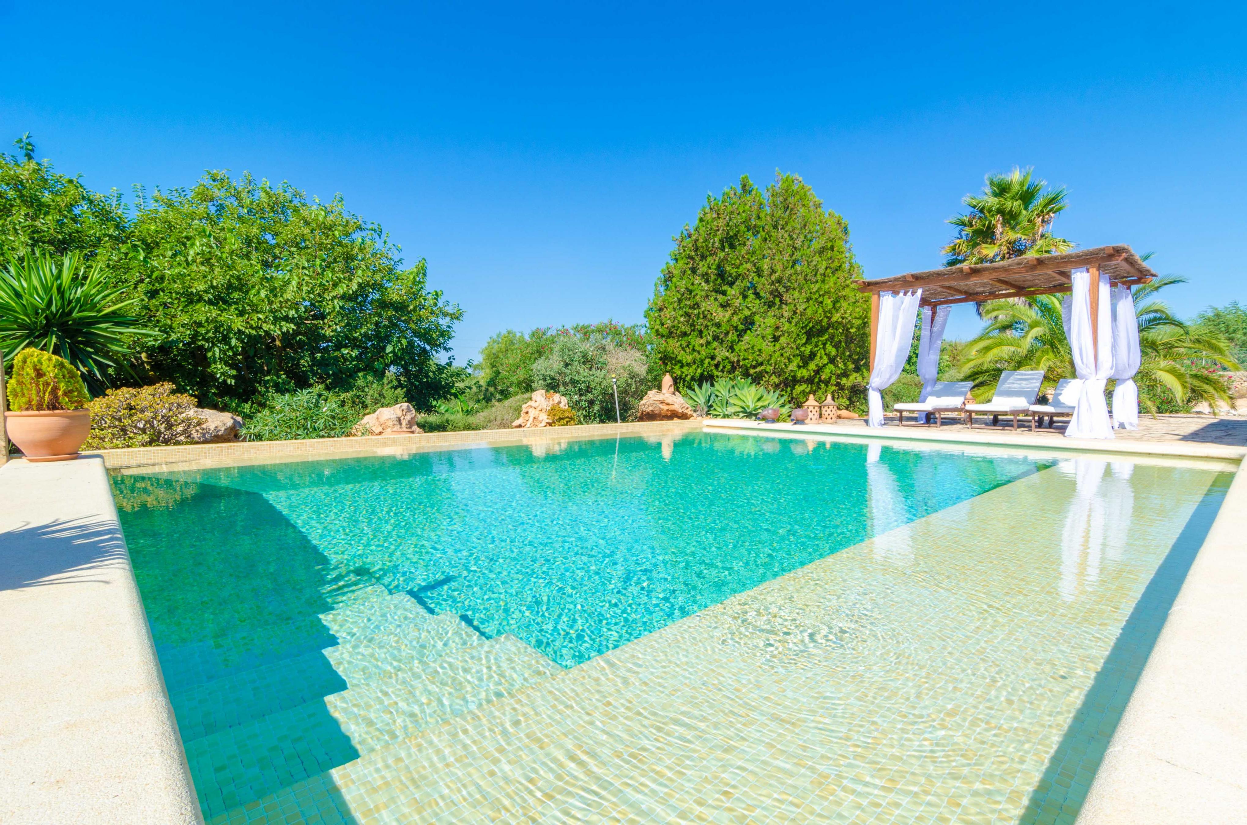 Property Image 2 - CAN TECO - Villa with private pool in PORTO CRISTO. Free WiFi