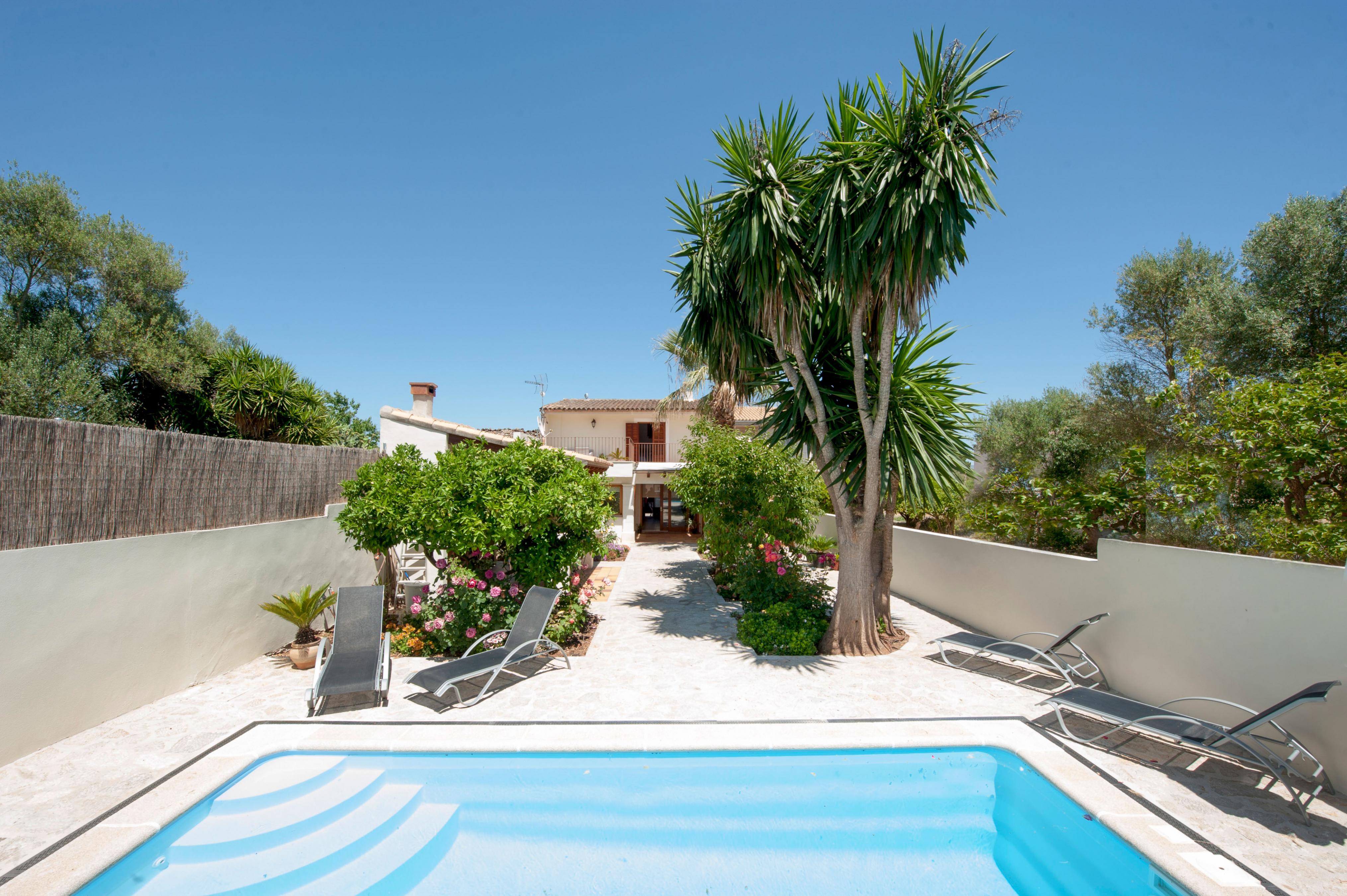 Property Image 1 - WOODHOUSE - Beautiful townhouse with private pool, porch with BBQ and wonderful terrace. Free WiFi