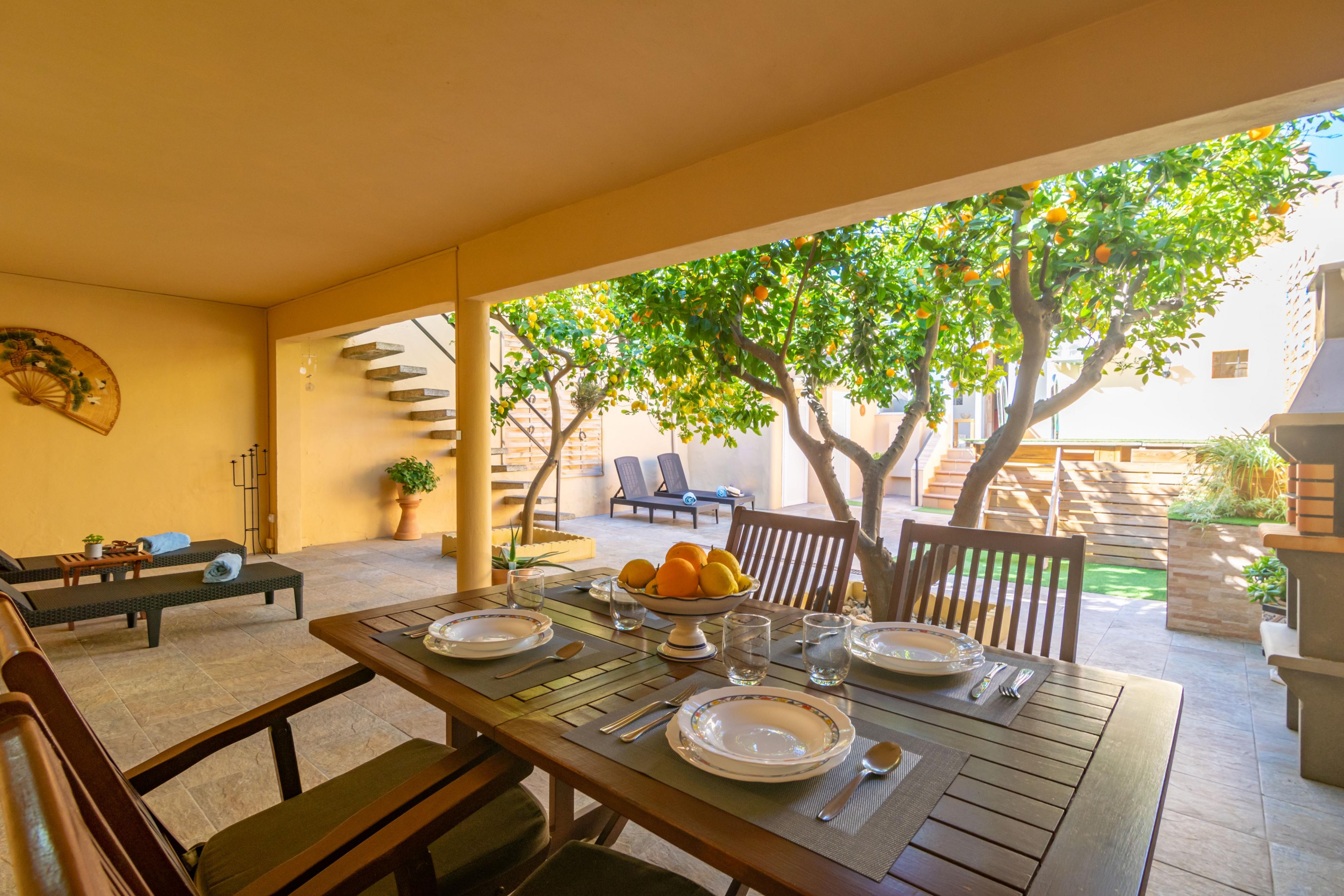 Property Image 2 - JUNIPER (INCA) - Cozy town house with above ground pool in the center of Mallorca. Free WIFI.