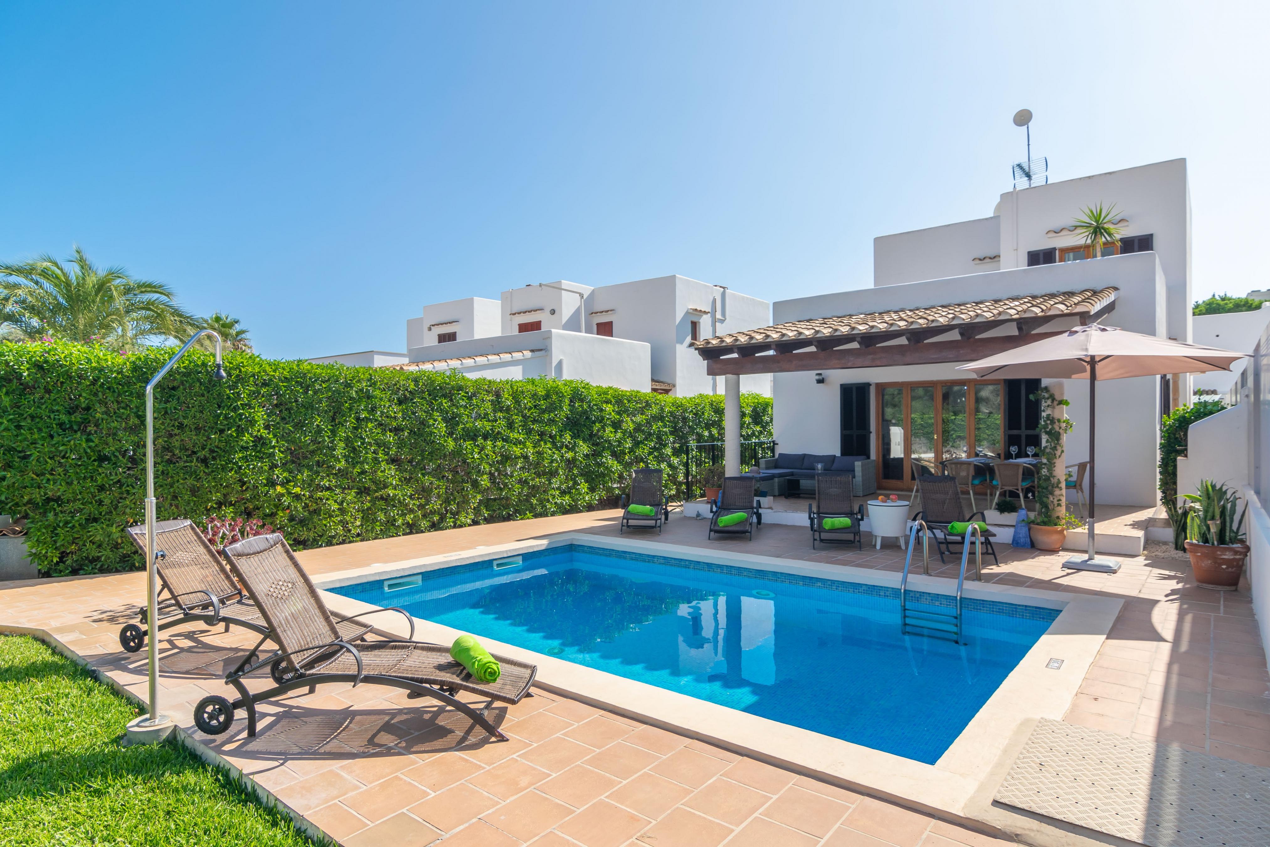 Property Image 1 - CASA HECTOR - Villa with private pool in Cala d’Or. Free WiFi