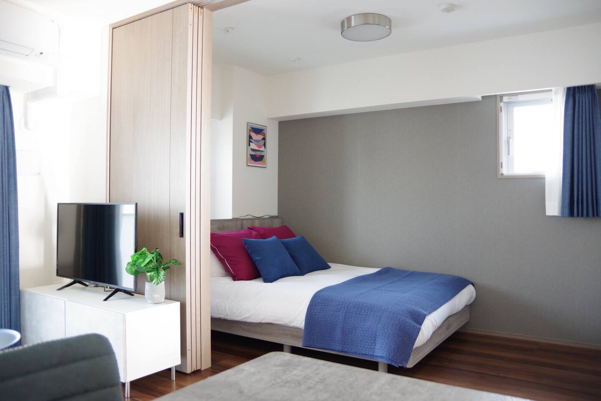 Property Image 1 - Neat Welcoming Apartment near station