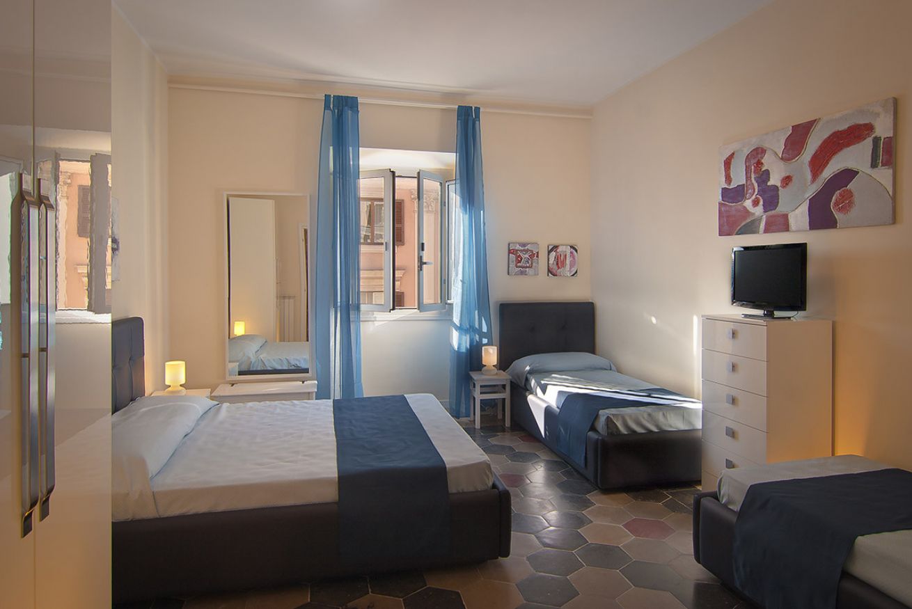 Property Image 2 - Principe Amedeo 3-bedroom near Termini 