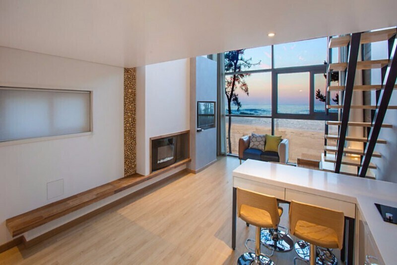 Property Image 1 - Stylish home with great views