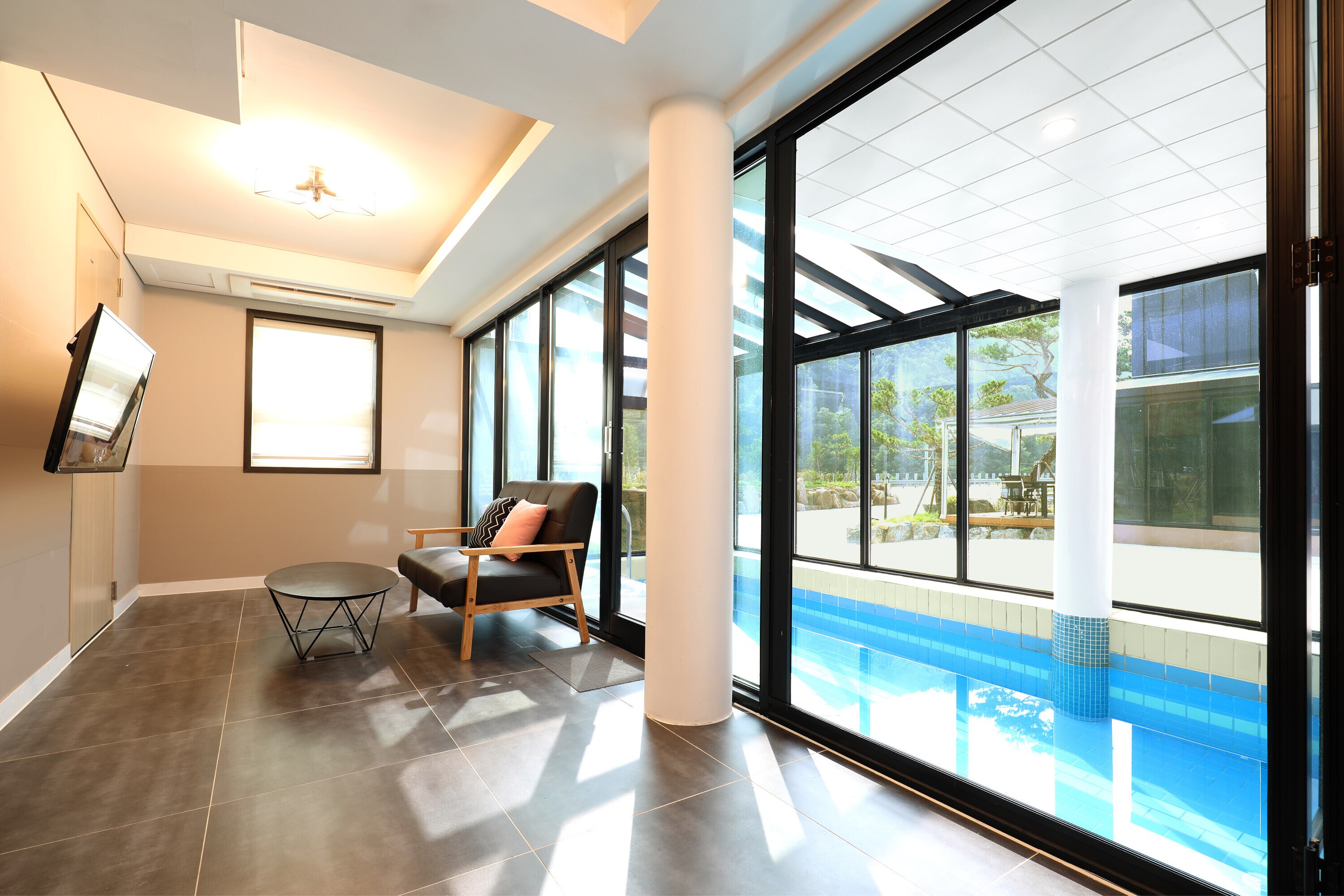 Property Image 2 - Dazzling spacious Duplex pool villa 202