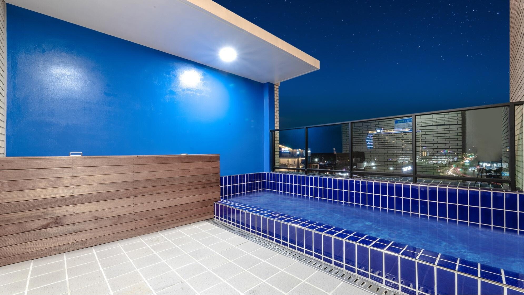 Property Image 1 - Duplex pool villa in Gangneung 401