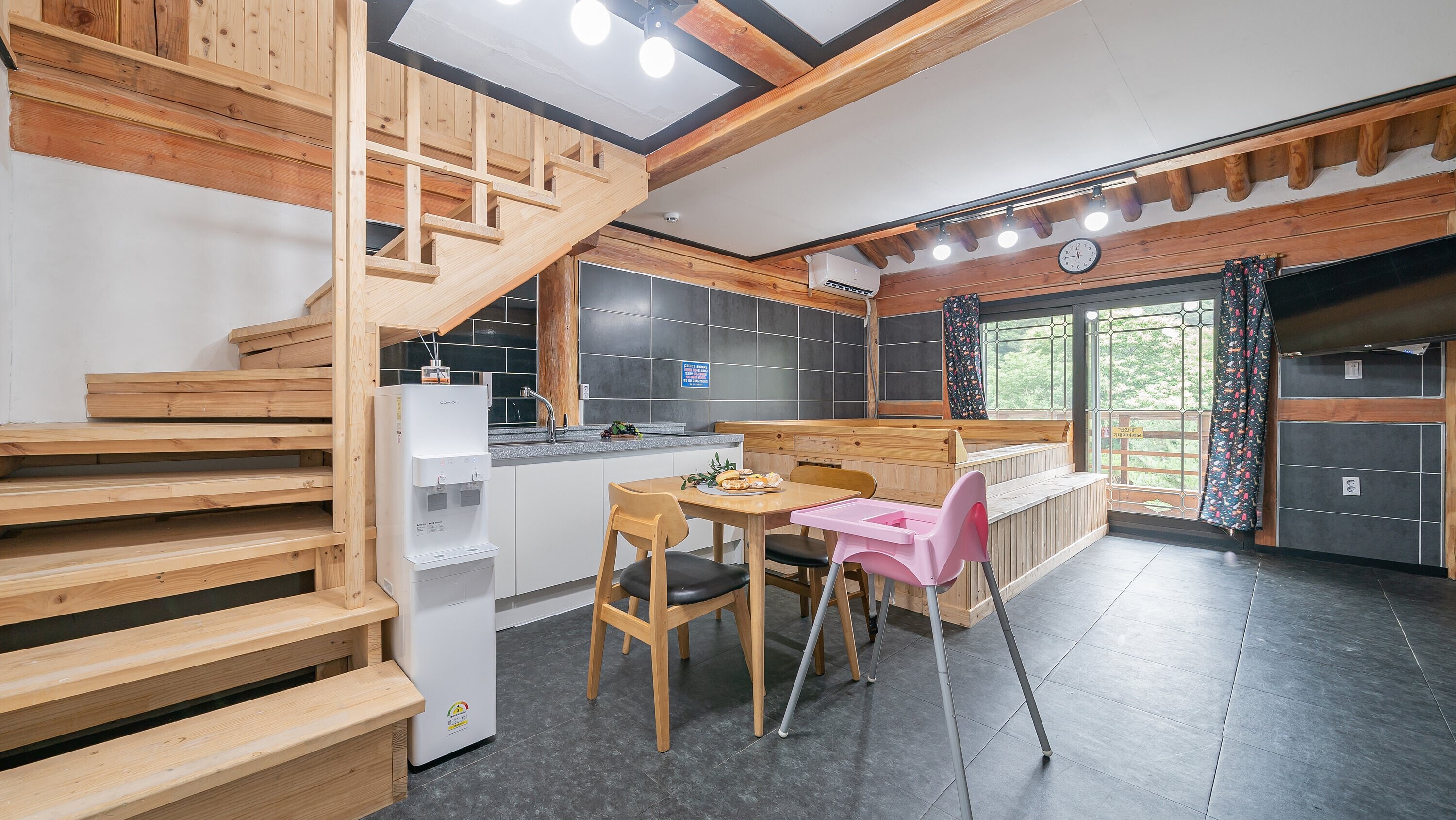 Property Image 2 - Kids friendly traditional house in Gyeongju 202