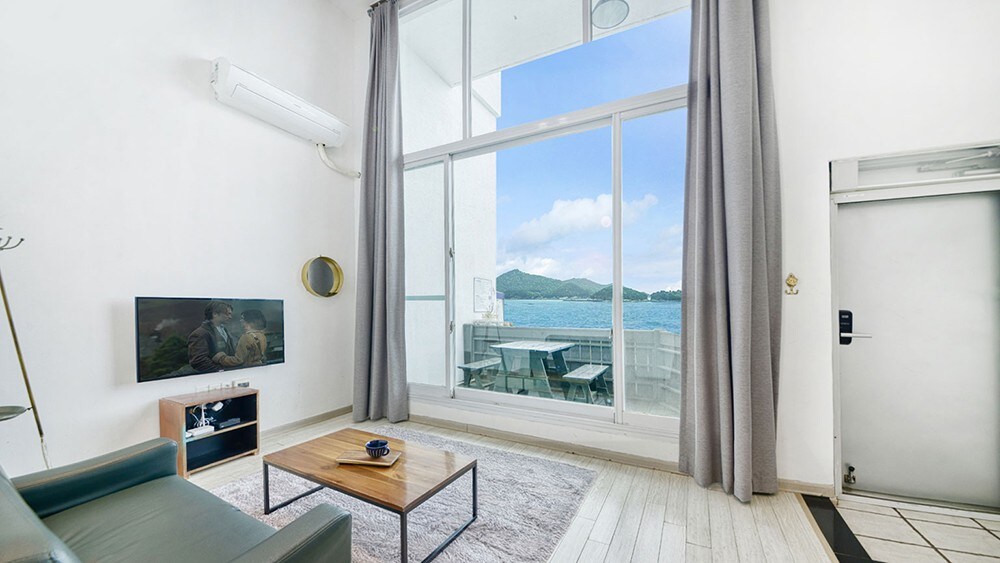 Property Image 1 - Lovely Yeosu ocean view duplex home A-2