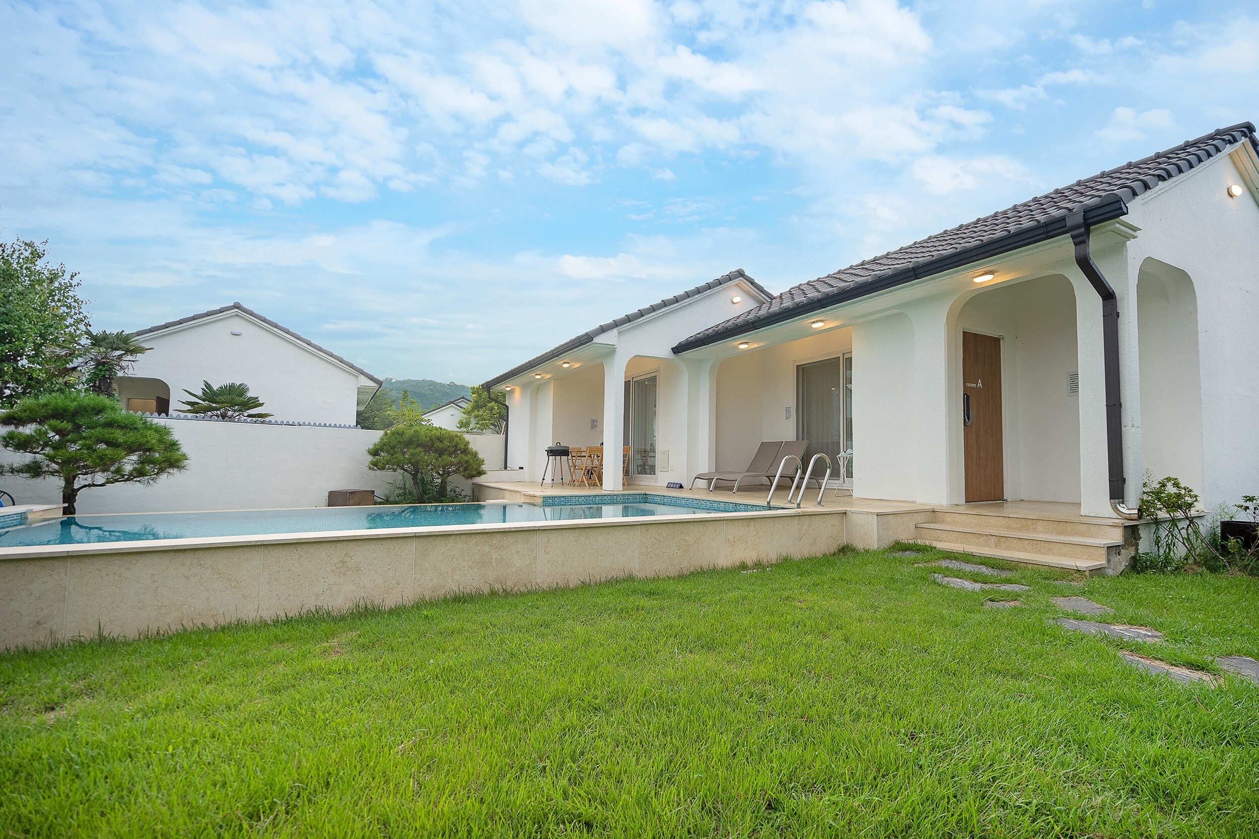 Property Image 2 - Two Bedroom Home with Infinity Pool 
