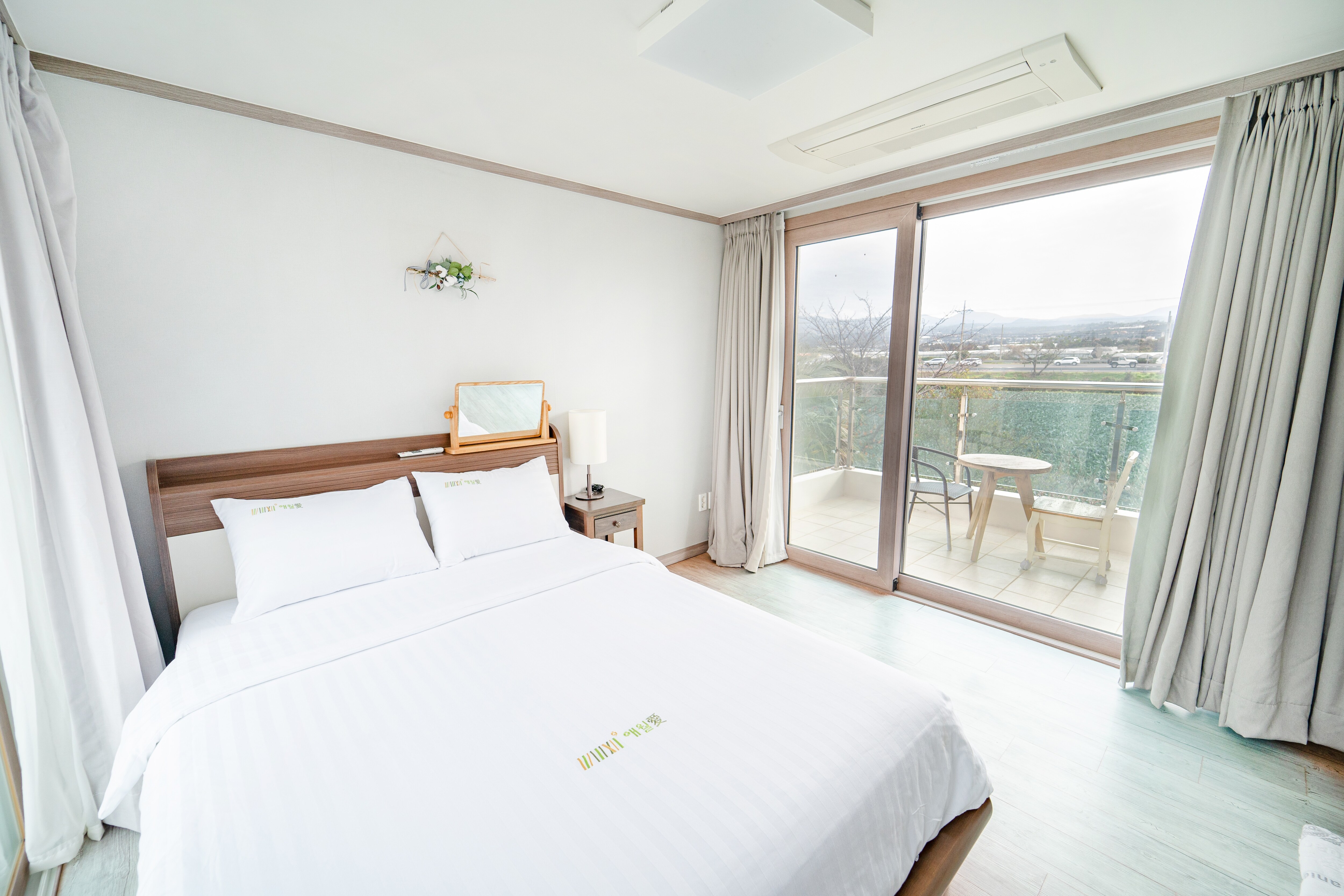 Property Image 1 - Two Bedroom Home in Jeju 5