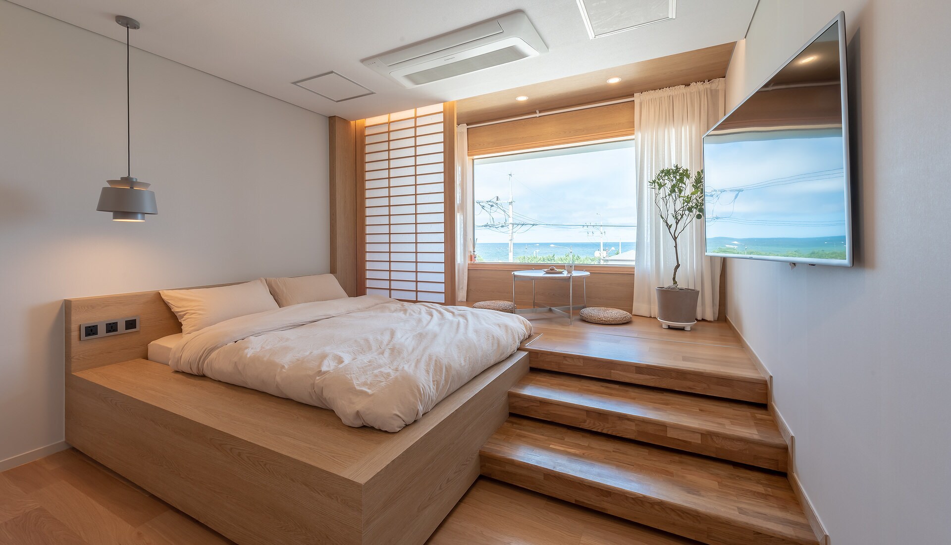 Property Image 1 -  cozy modern apartment with ocean view 302