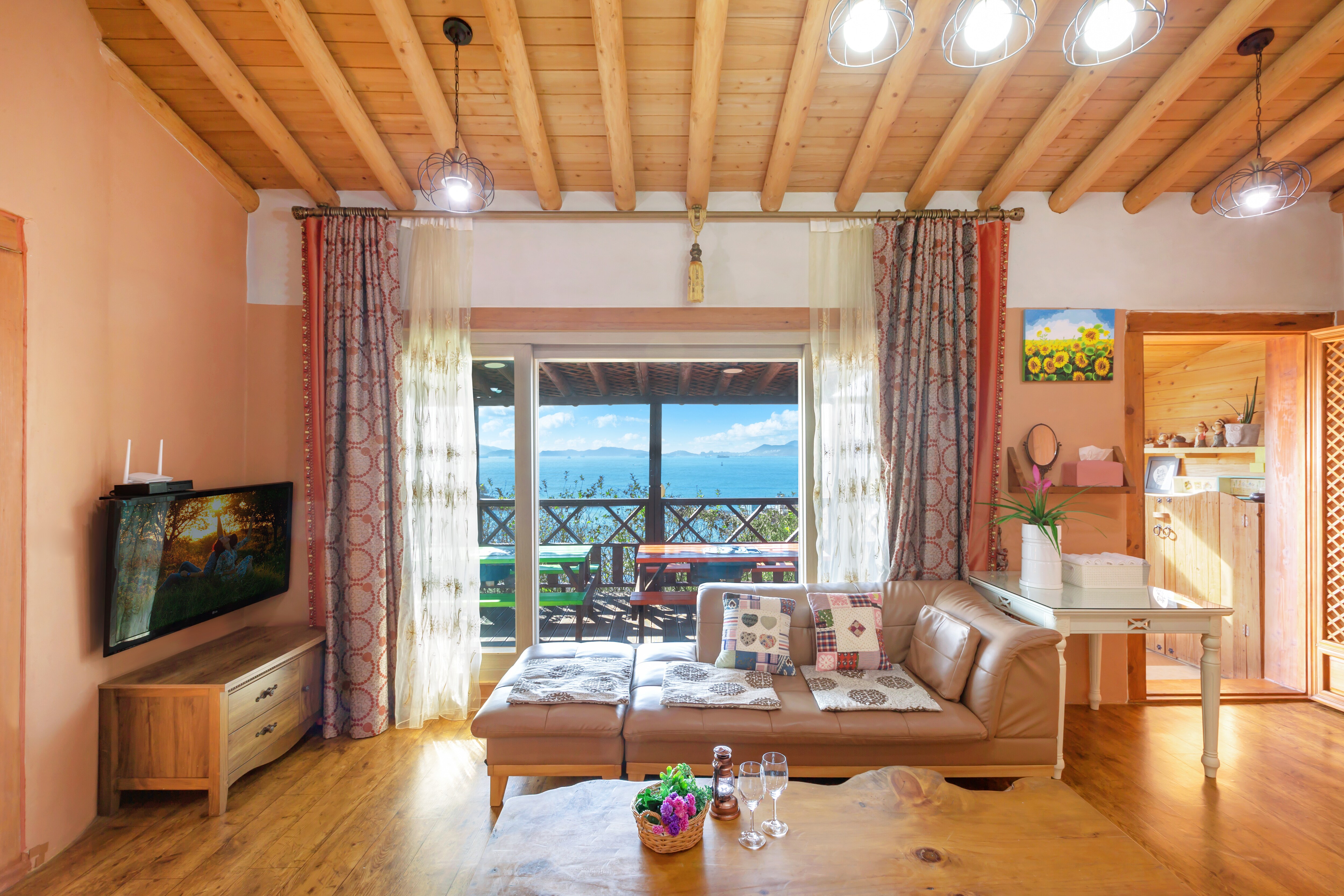 Property Image 1 - Beautifully Decorated Apartment with Amazing Ocean View