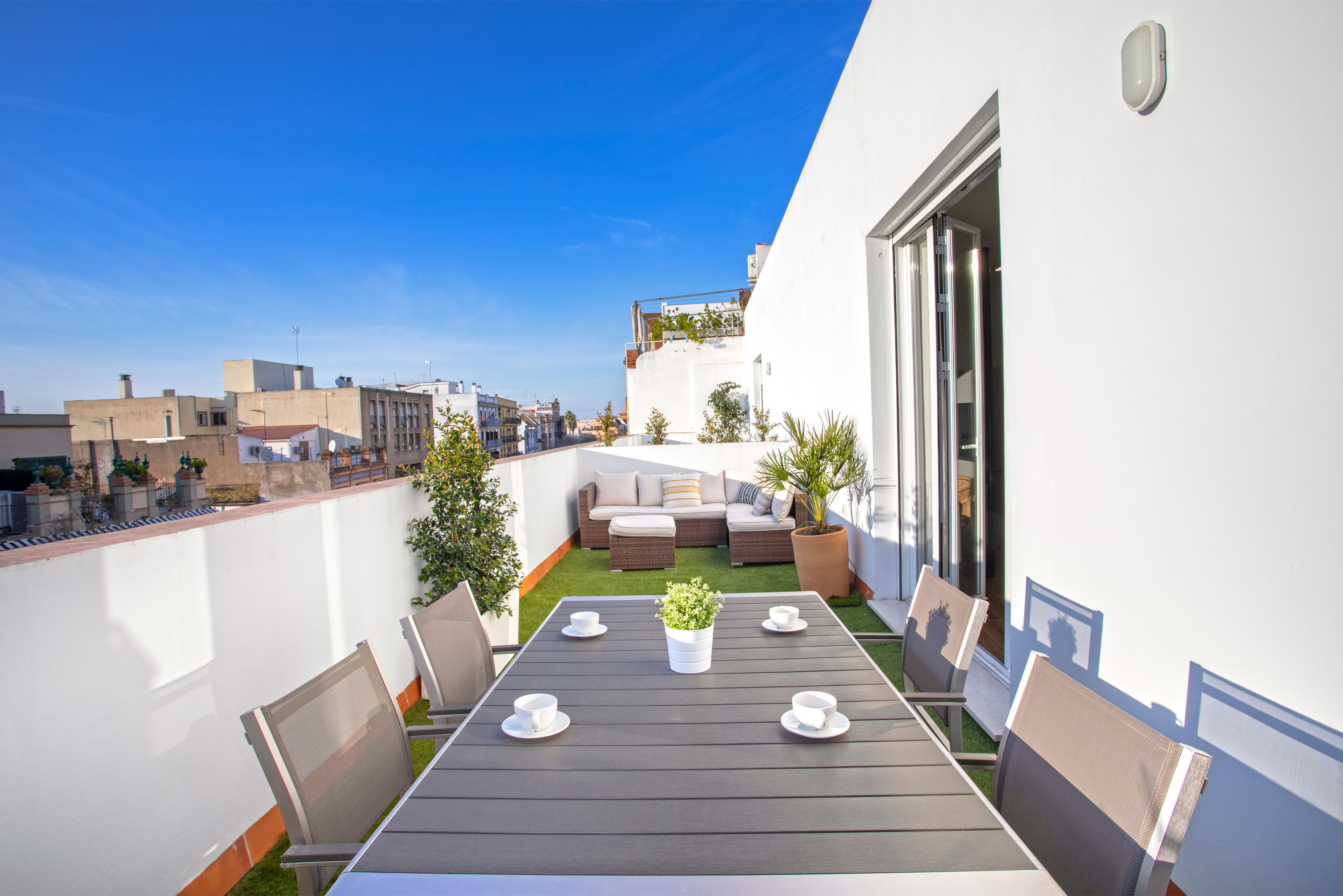 Property Image 1 - Design penthouse studio with private terrace and views. Recaredo XII
