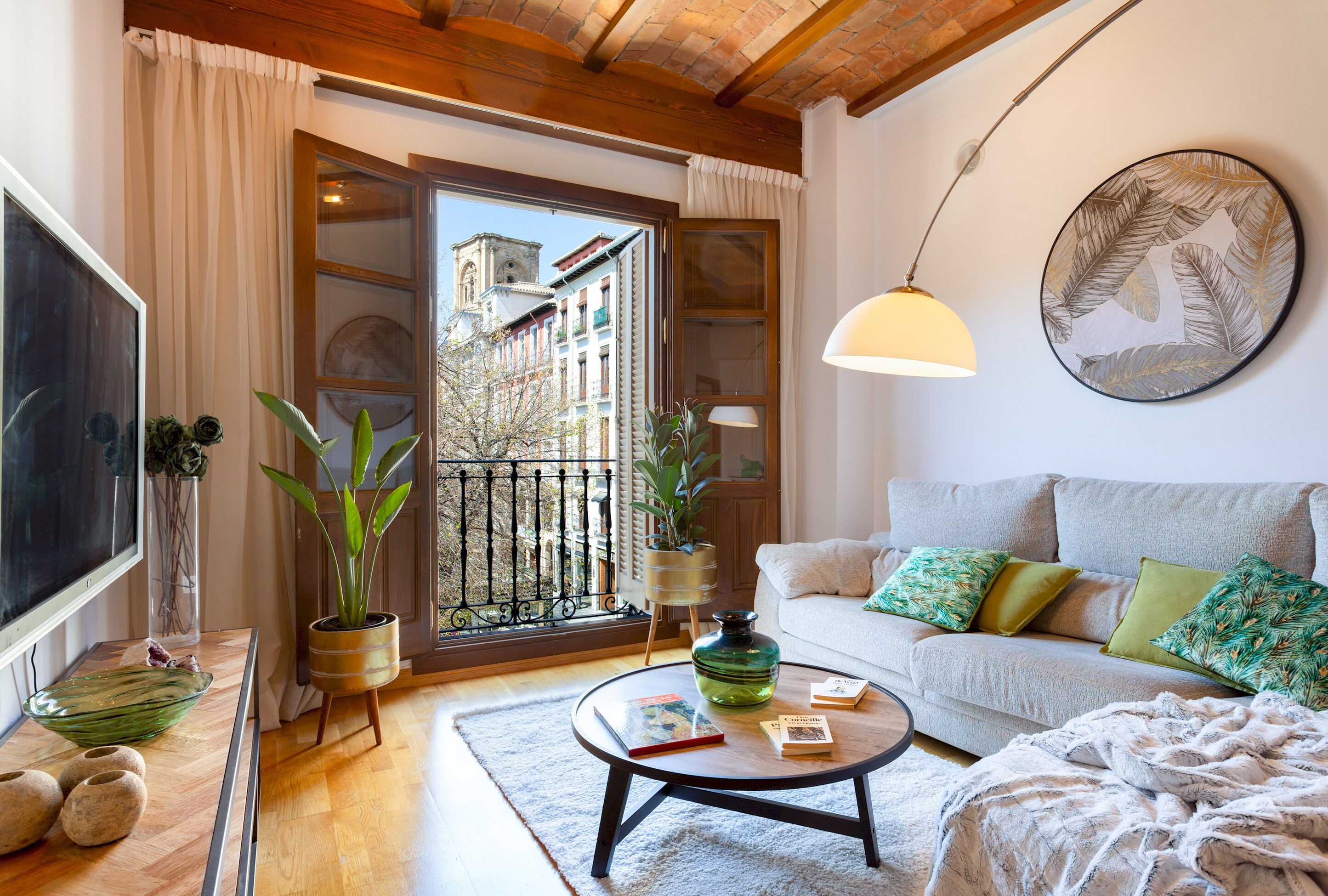 Property Image 1 - Modern Apartment in the Heart of Granada. Bib Rambla II