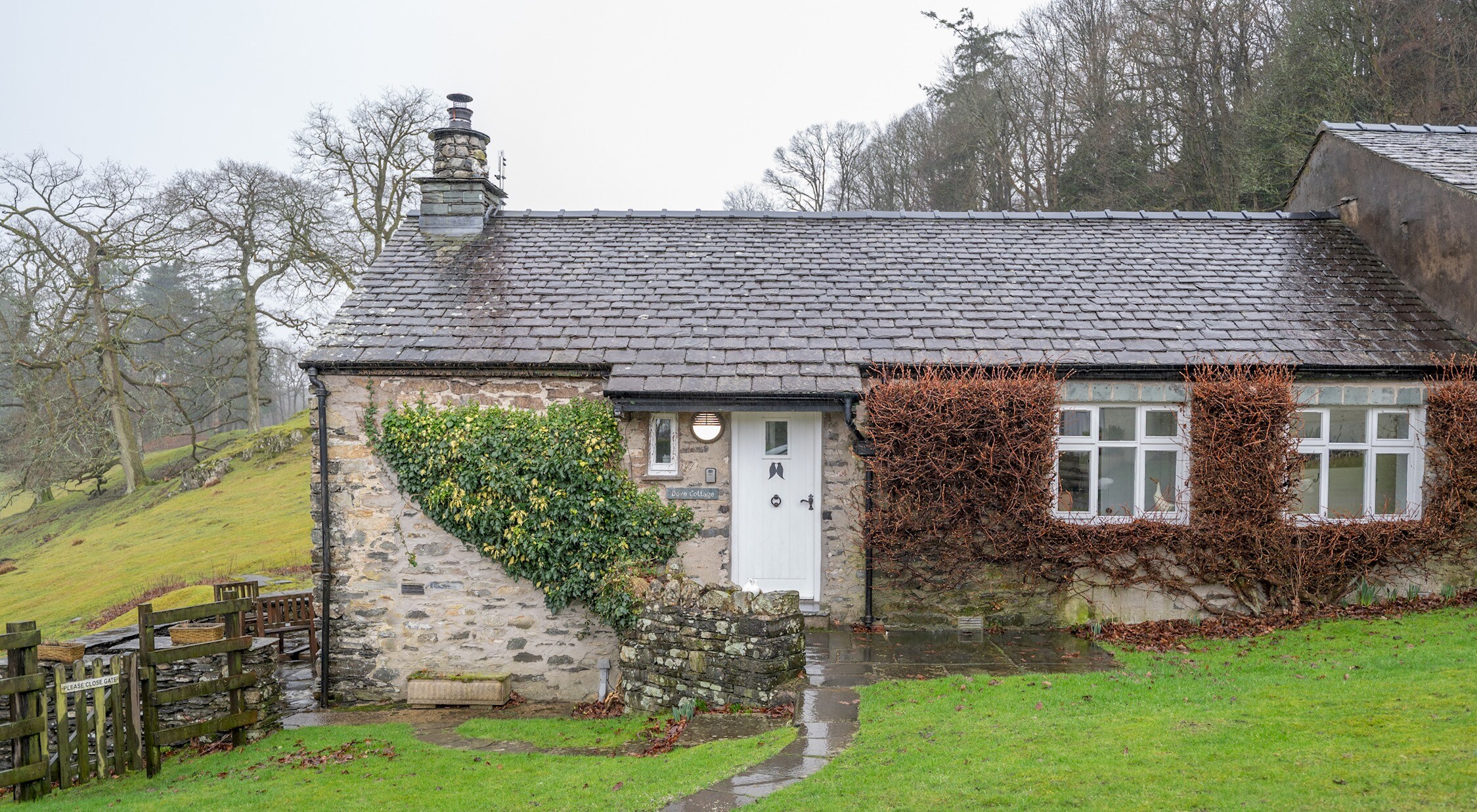 Property Image 1 - Dove Cottage, Graythwaite