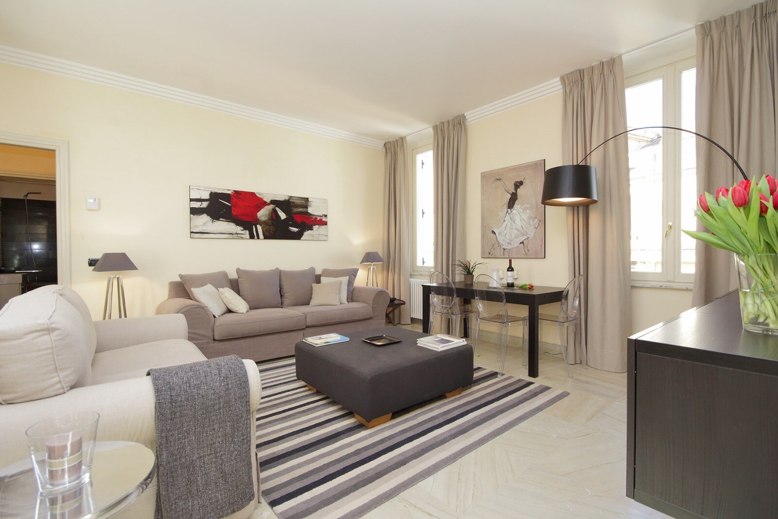 Property Image 1 - Bright and cosy three-rooms apartment close to trevi fountain