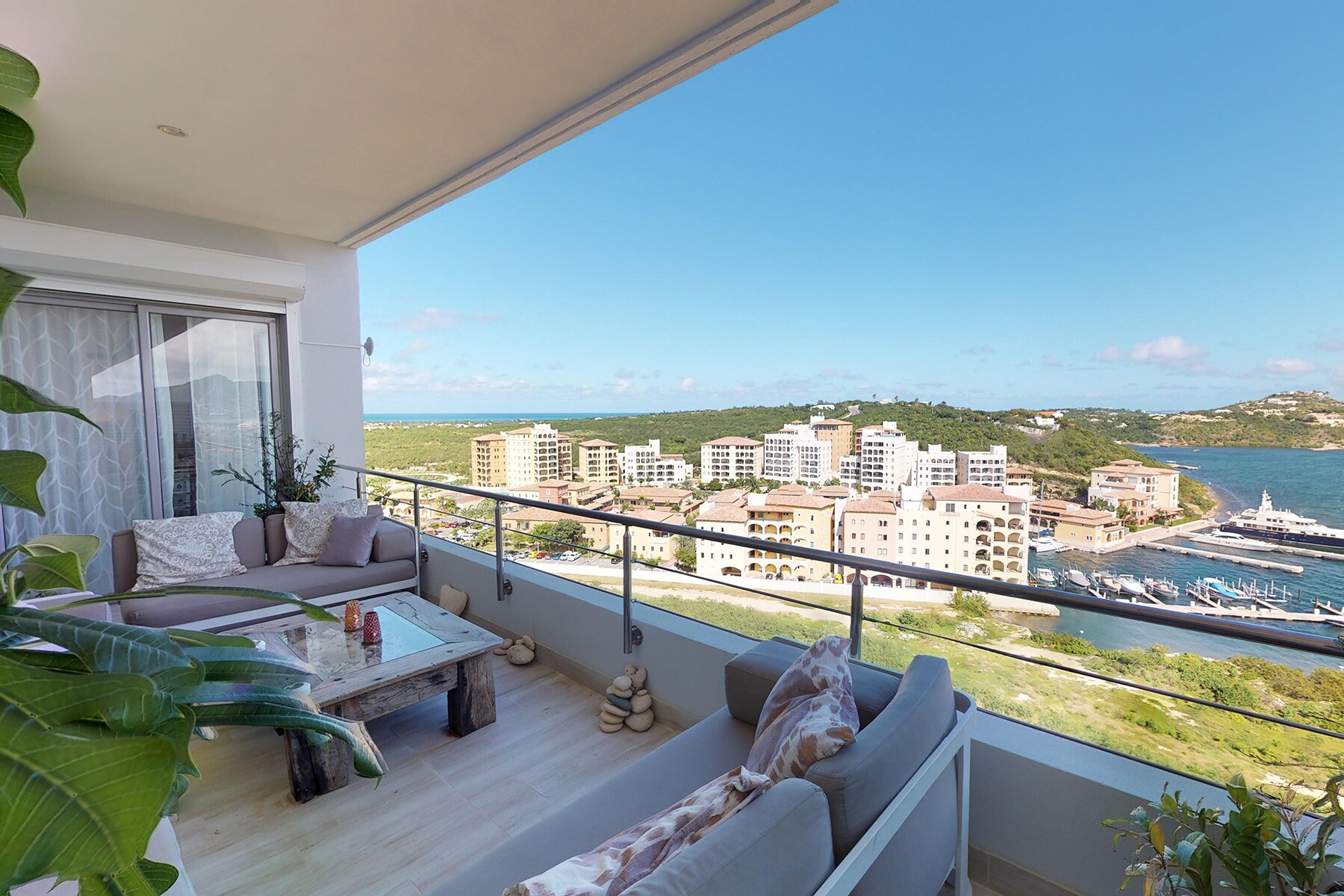 Property Image 2 - Beautiful Apartment in Cupecoywith Impressive View