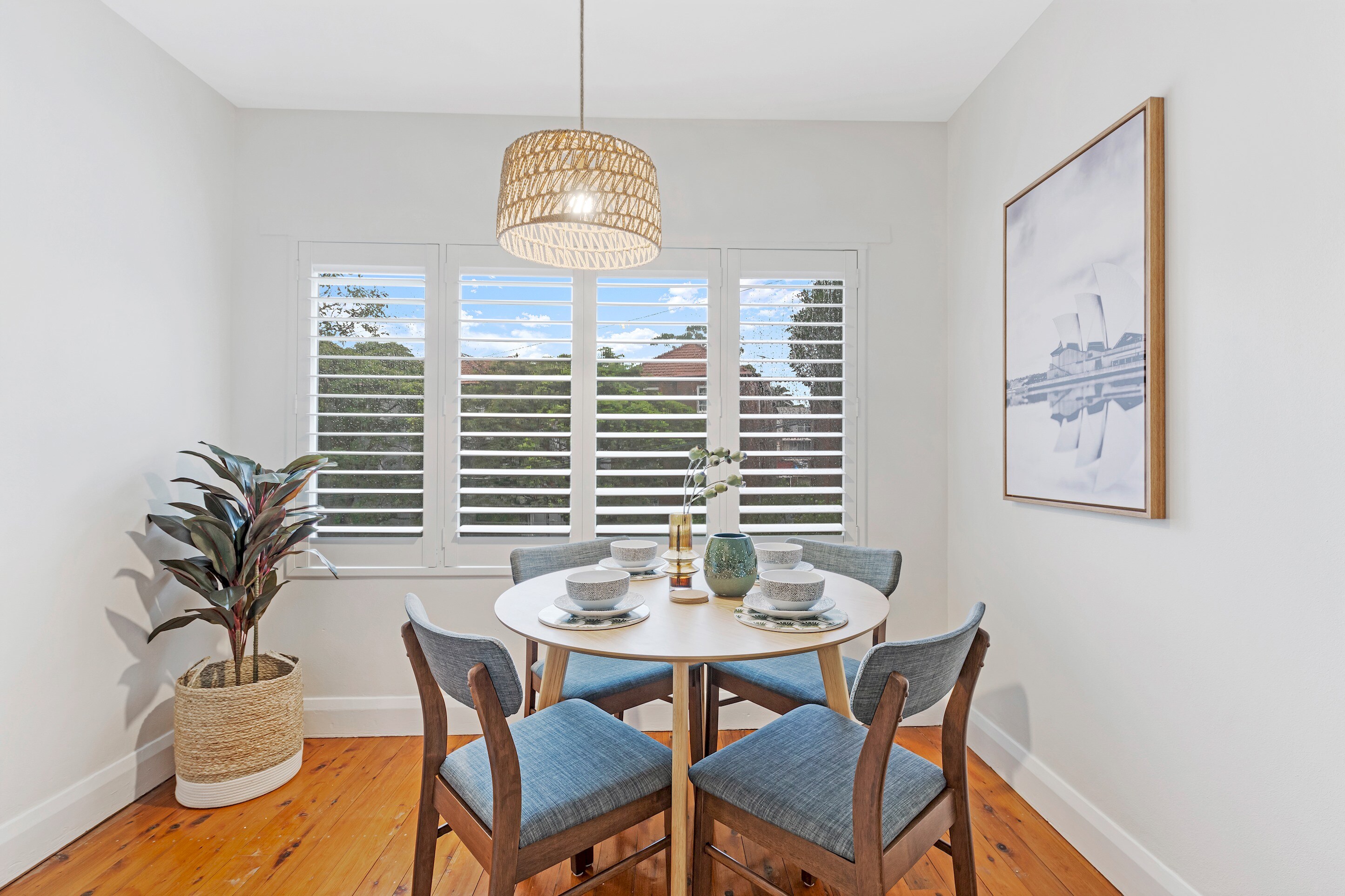 Property Image 2 - Tranquil Stylish 2 Bedroom Apartment near Centennial Park