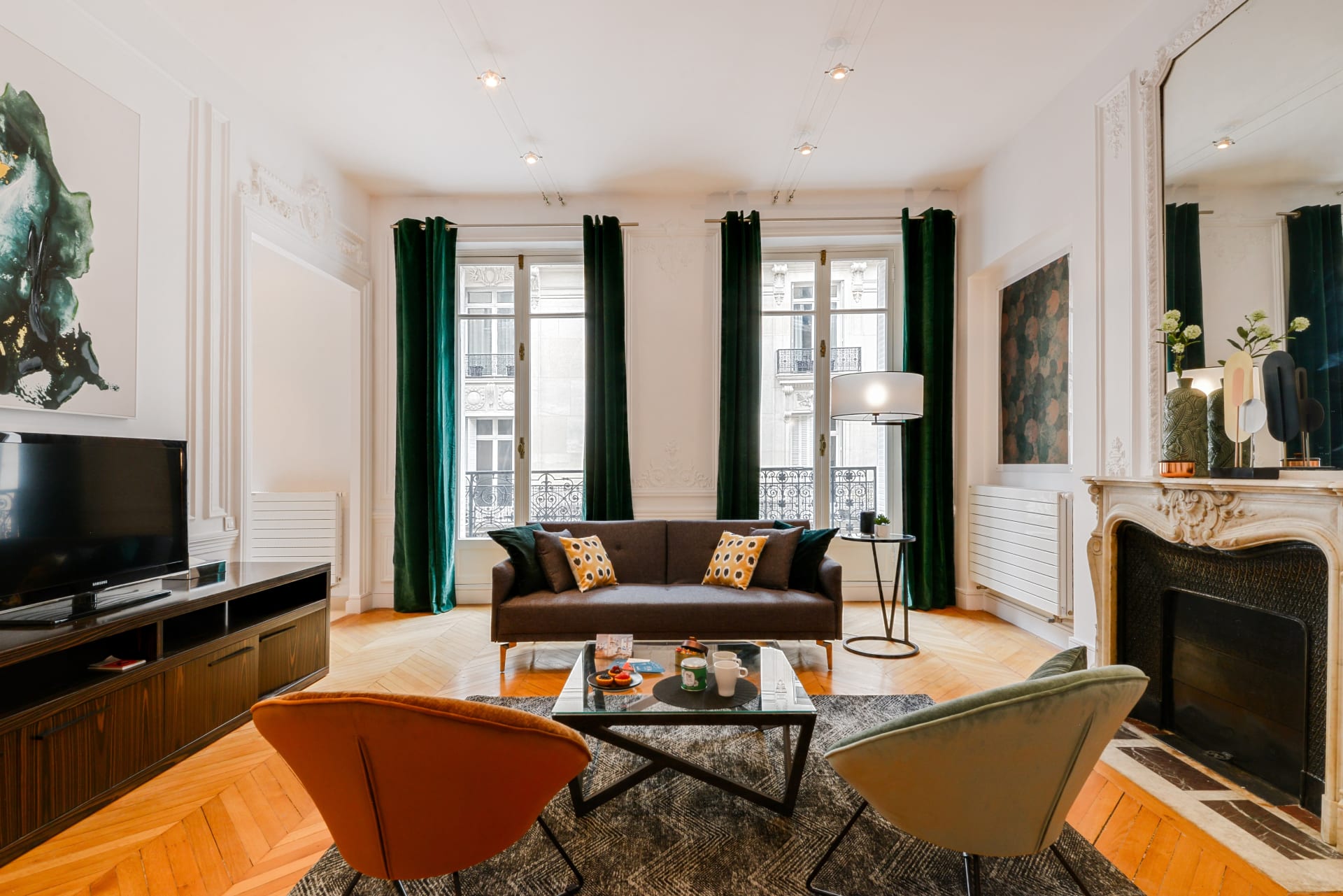 Property Image 2 - Stylish one-bedroom apartment located in the best part of Paris