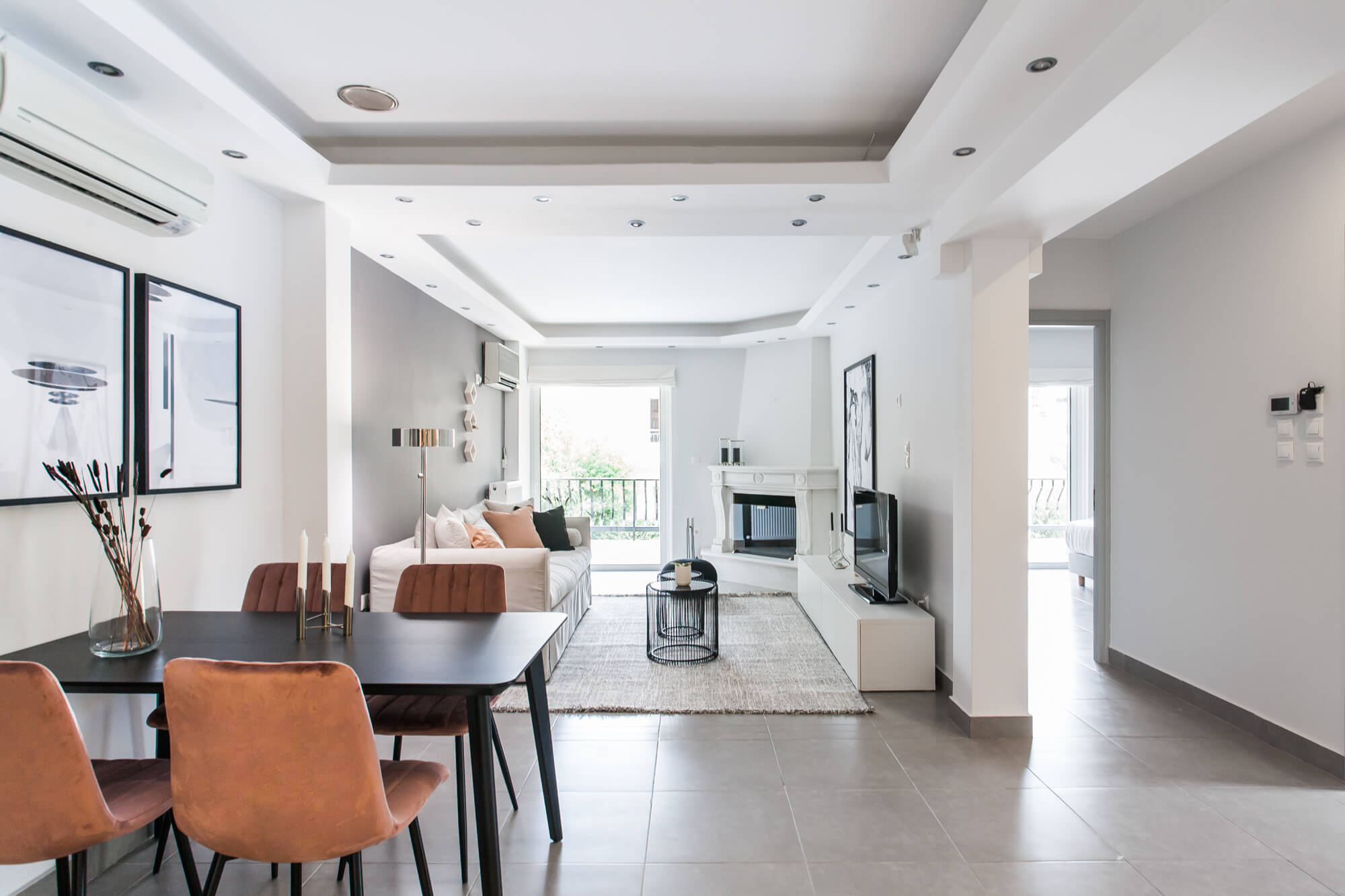 Property Image 1 - Modernized & Spacious 2BD Apartment in Chalandri