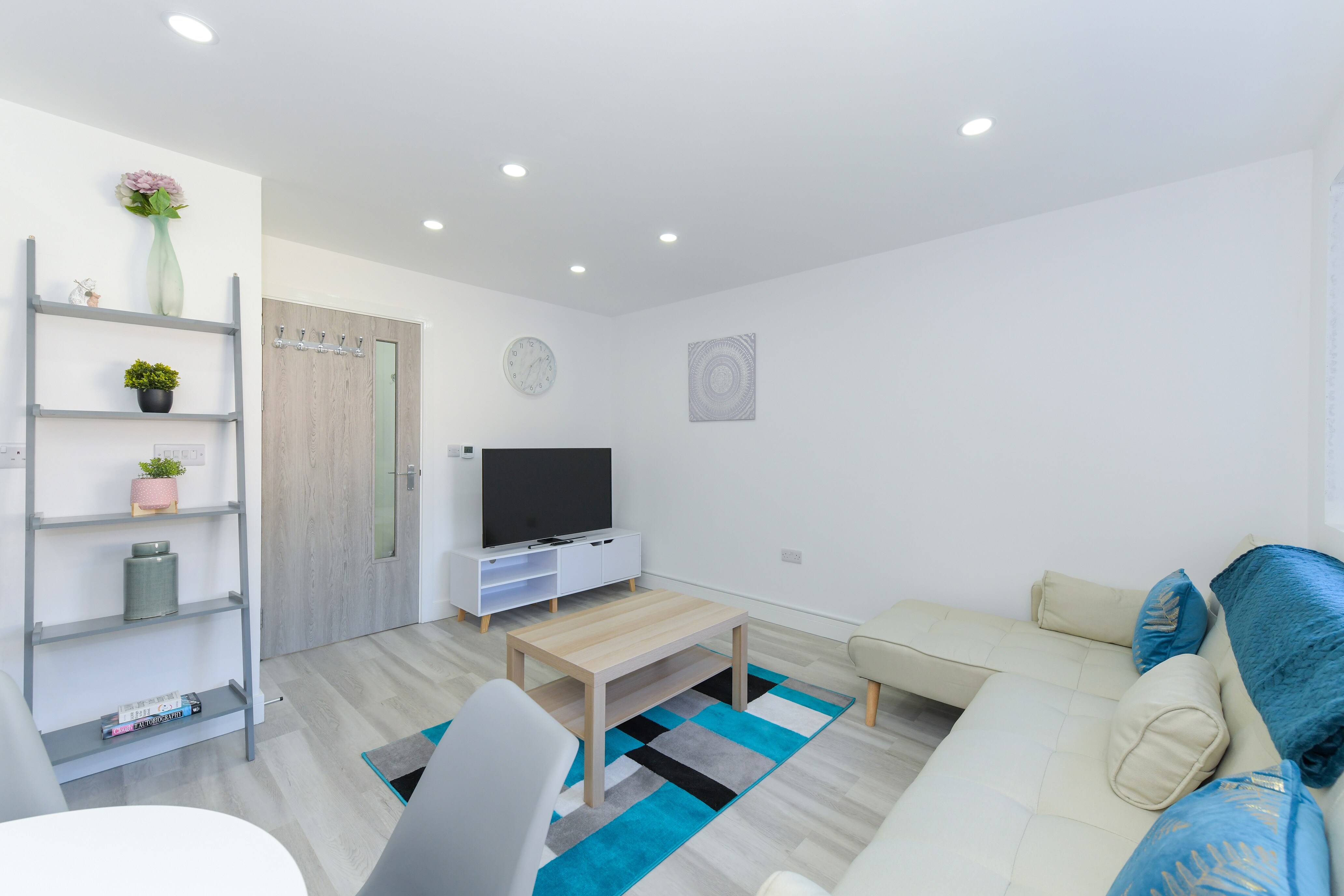 Property Image 1 - Stylish 2bed City Home, Low Carbon, Parking