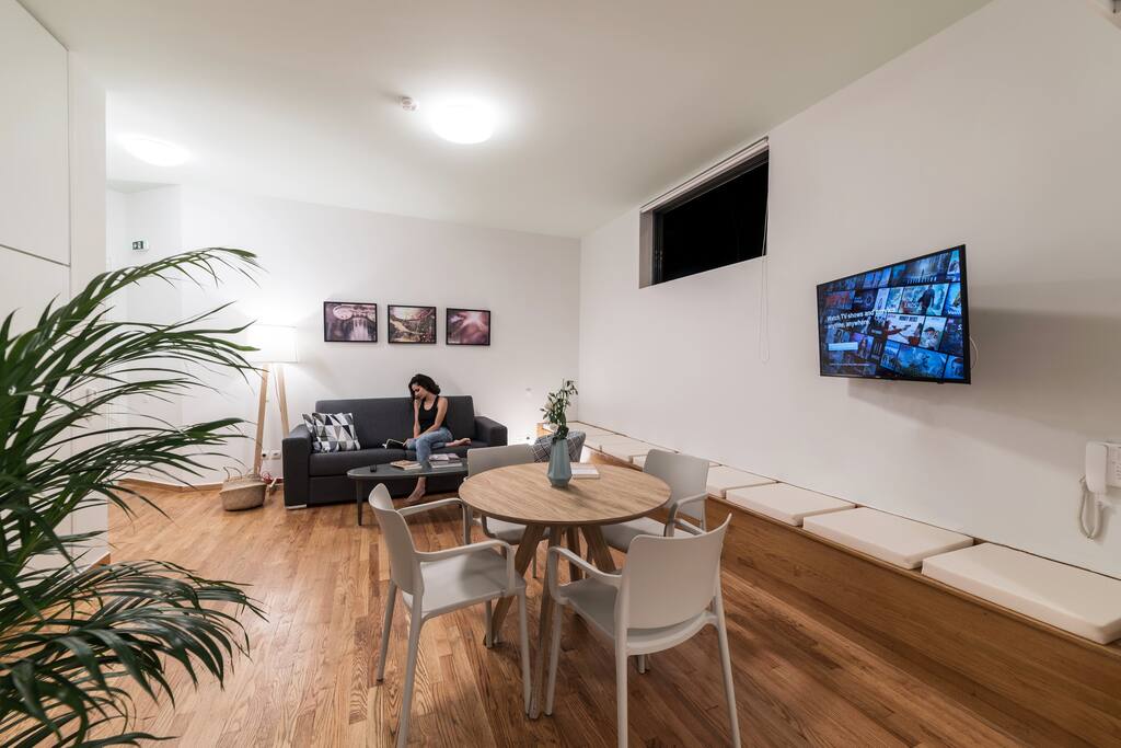 Property Image 1 - Awesome 1 Bedroom Apartment in Kolonaki, Athens