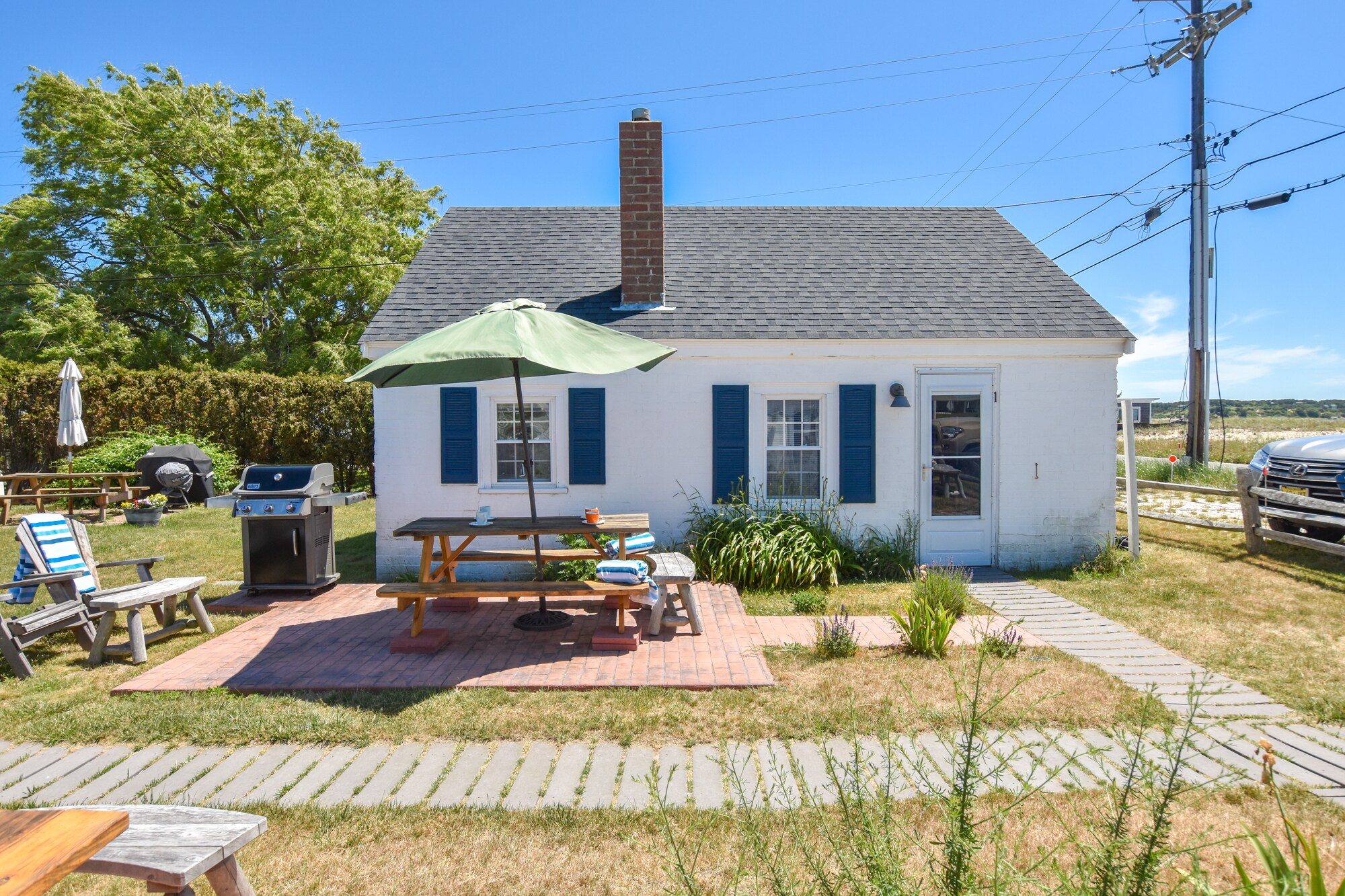 Property Image 2 - 13304: Beachy keen cottage! Across from Mayo Beach, and short walk to downtown!