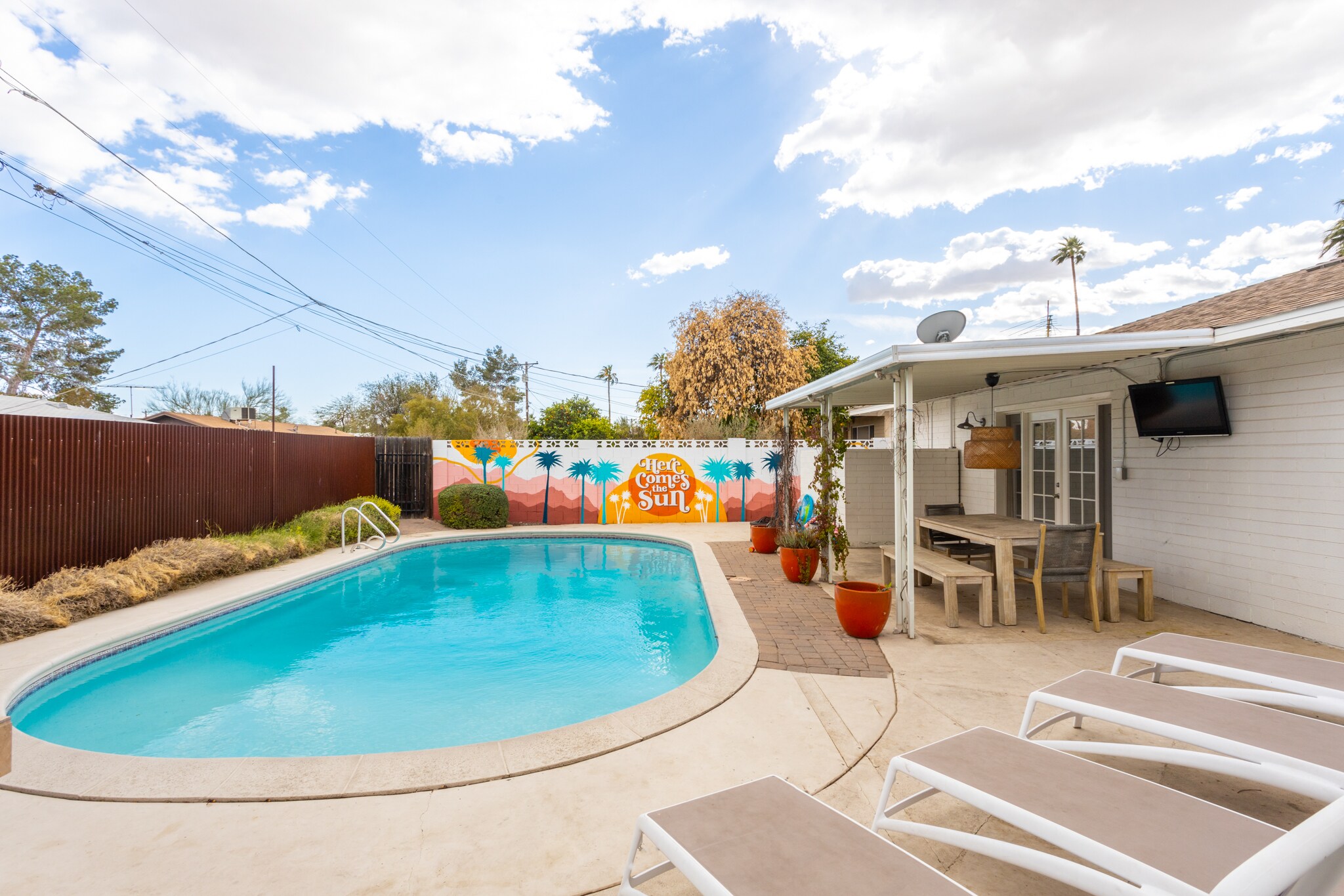 Property Image 1 - Palm Springs inspired- heated pool & spa! Minutes to Oldtown Scottsdale!