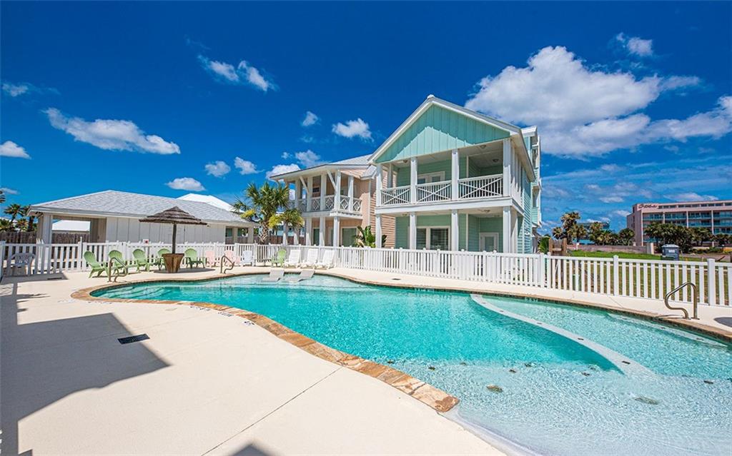 Property Image 2 - CLP804: Upscale 5 Bedroom Home, Close to Beach with Boardwalk, Community Pool