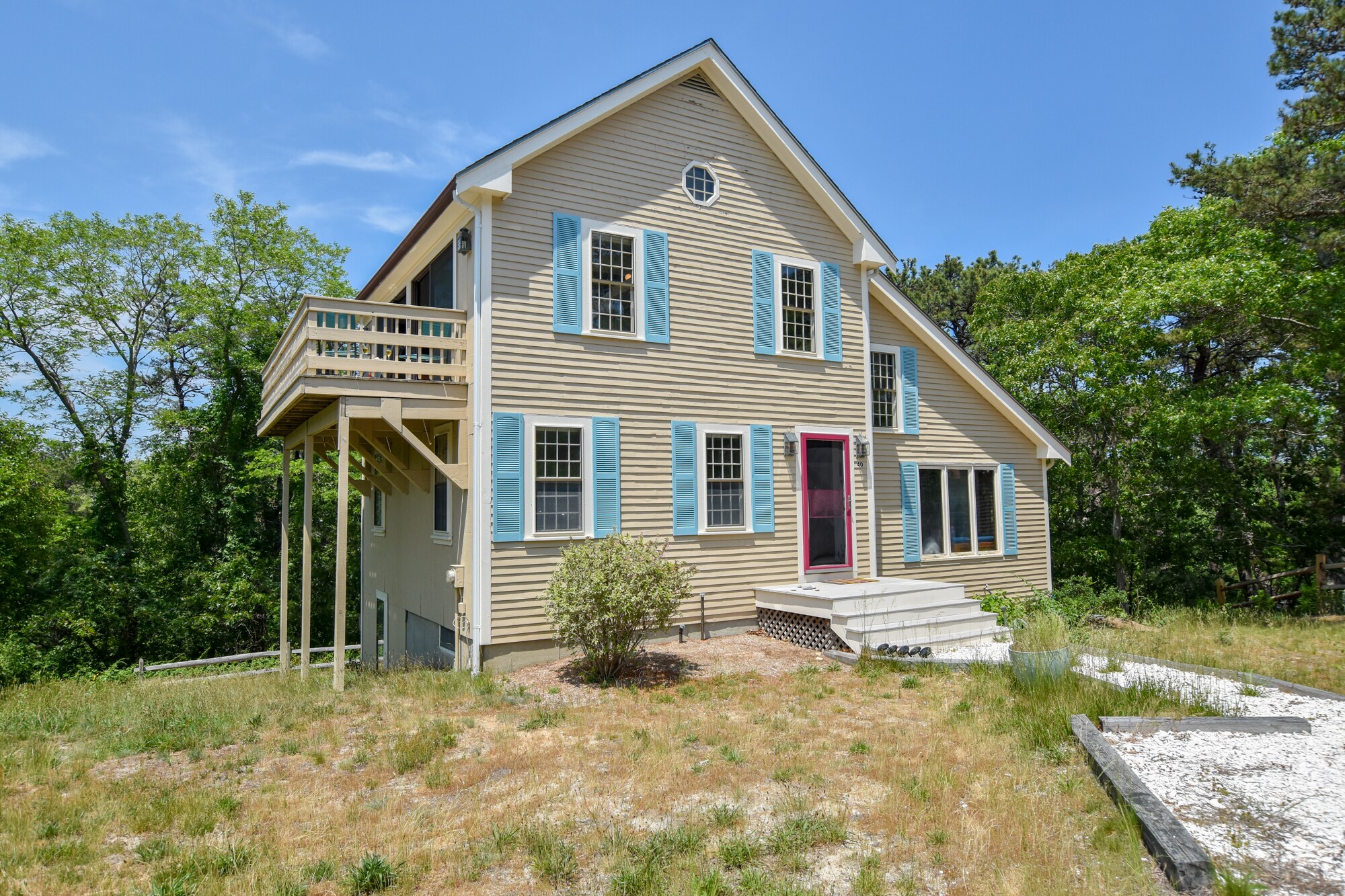 Property Image 2 - 13343: Wellfleet Oceanside! Spacious, Private Yard, Outdoor Shower, Walk to Downtown!