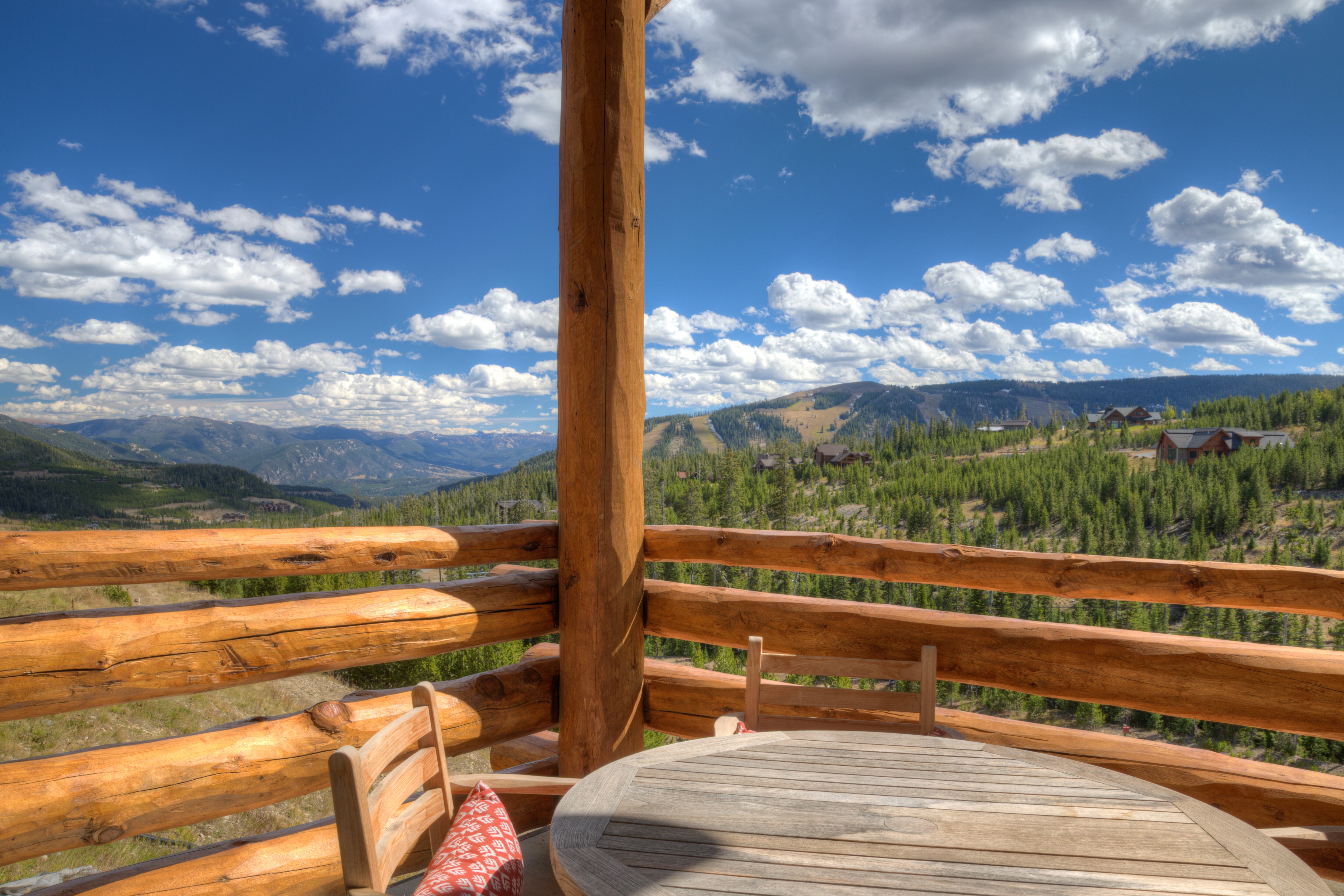 The view from the deck can't be beat | Exterior